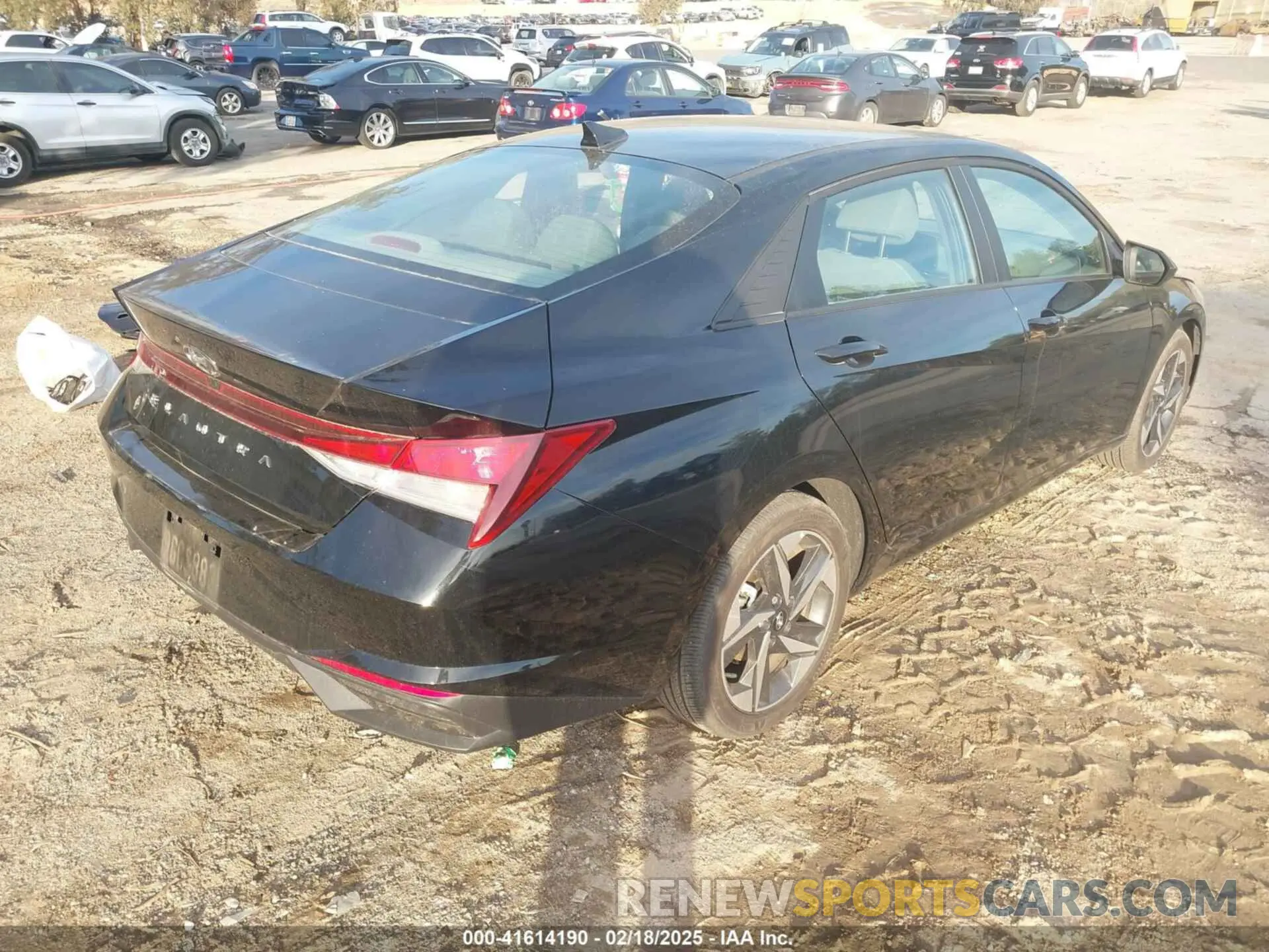4 Photograph of a damaged car KMHLS4AG2PU544539 HYUNDAI ELANTRA 2023