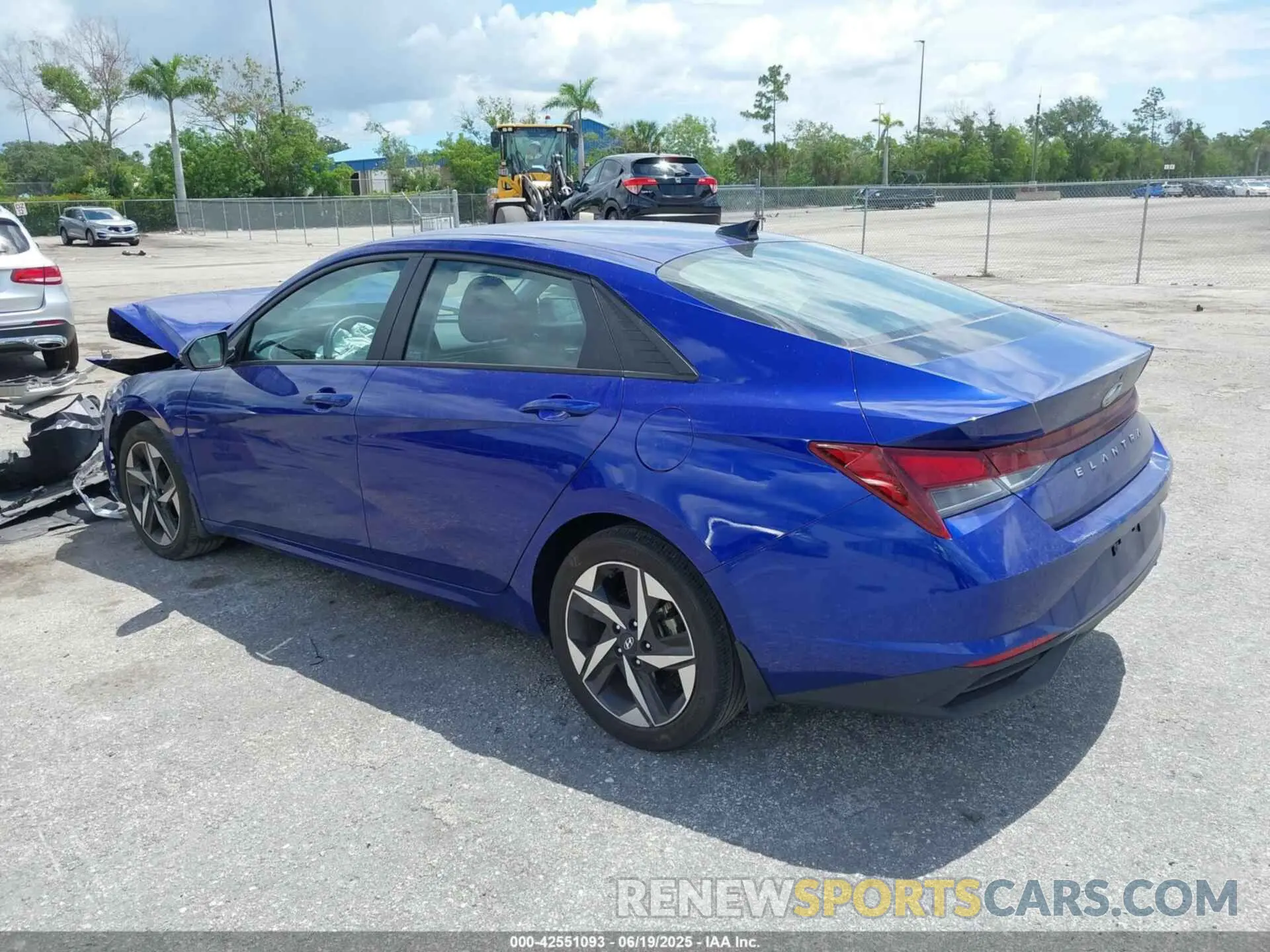 3 Photograph of a damaged car KMHLS4AG2PU584829 HYUNDAI ELANTRA 2023