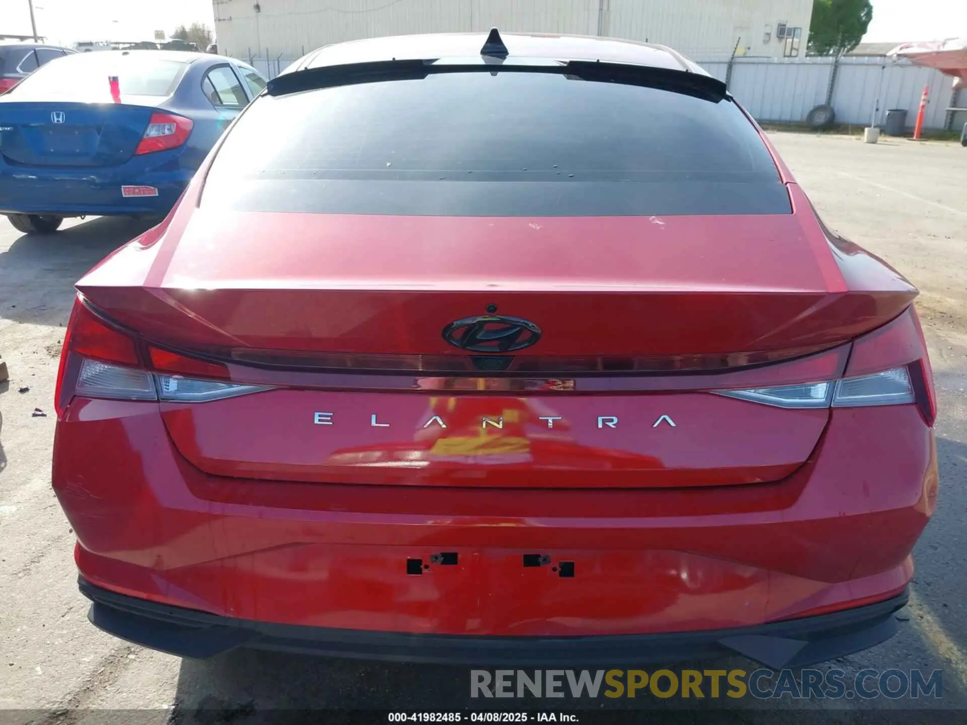 17 Photograph of a damaged car KMHLS4AG3PU434468 HYUNDAI ELANTRA 2023