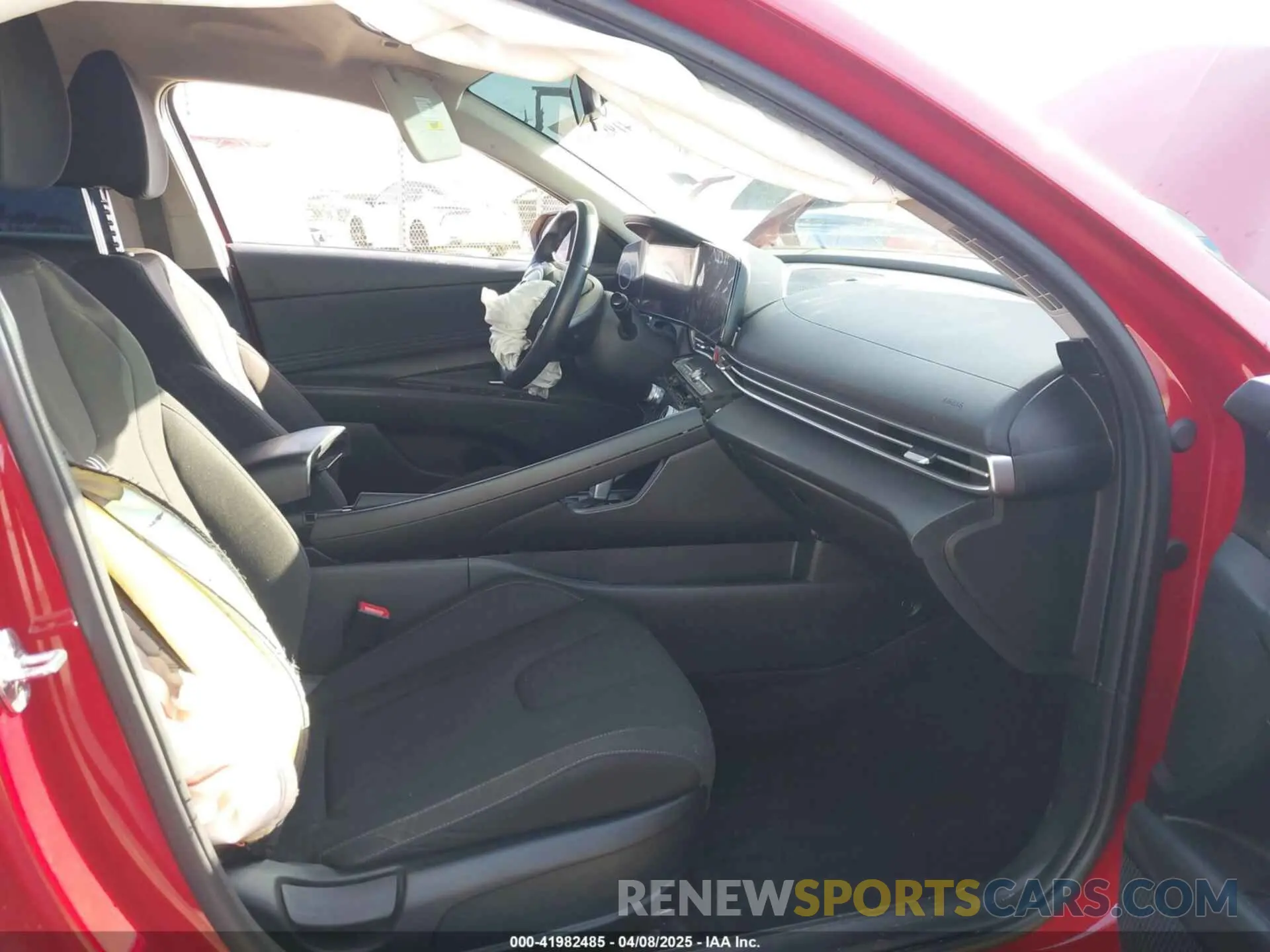 5 Photograph of a damaged car KMHLS4AG3PU434468 HYUNDAI ELANTRA 2023