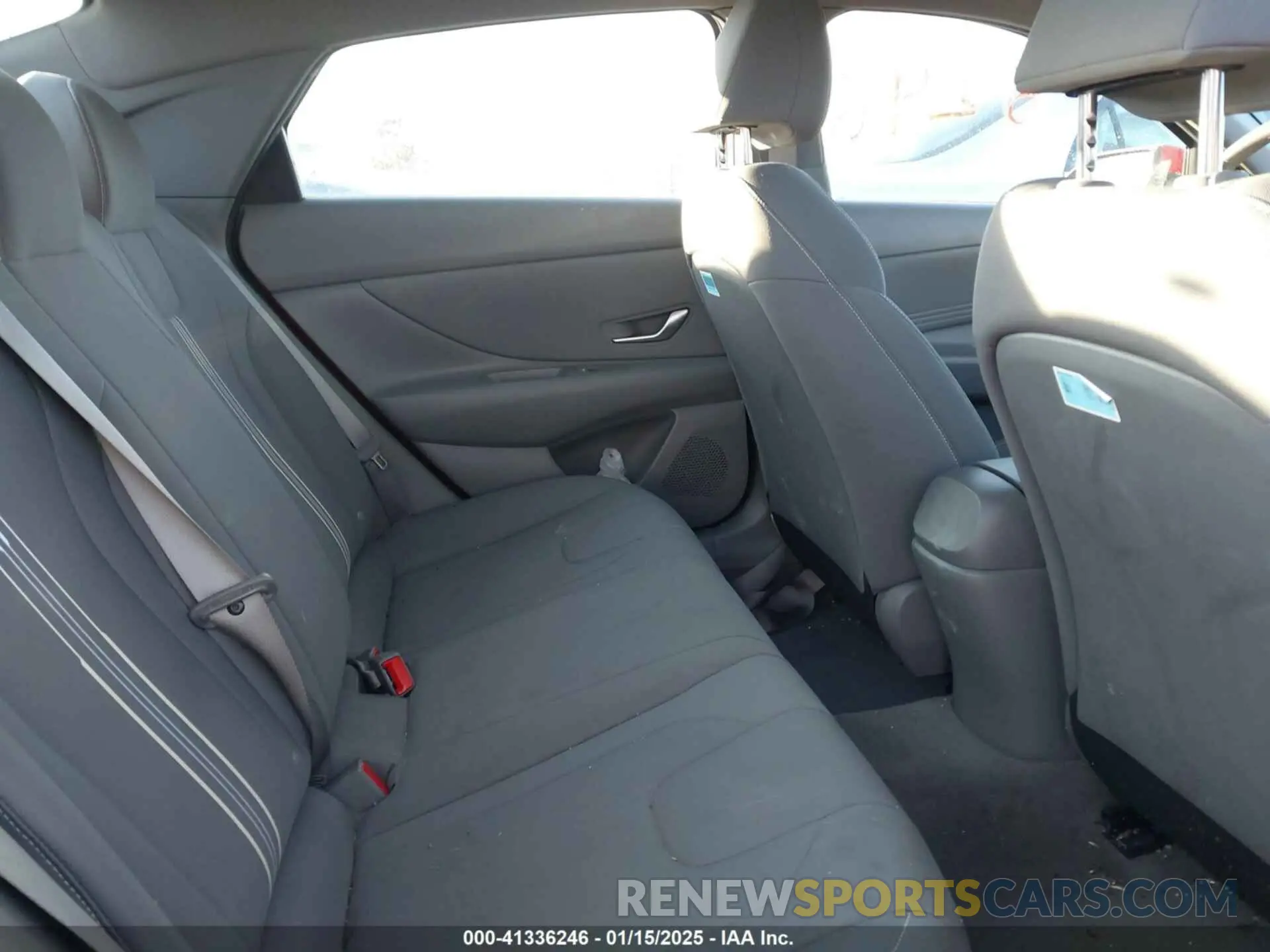 8 Photograph of a damaged car KMHLS4AG3PU450699 HYUNDAI ELANTRA 2023