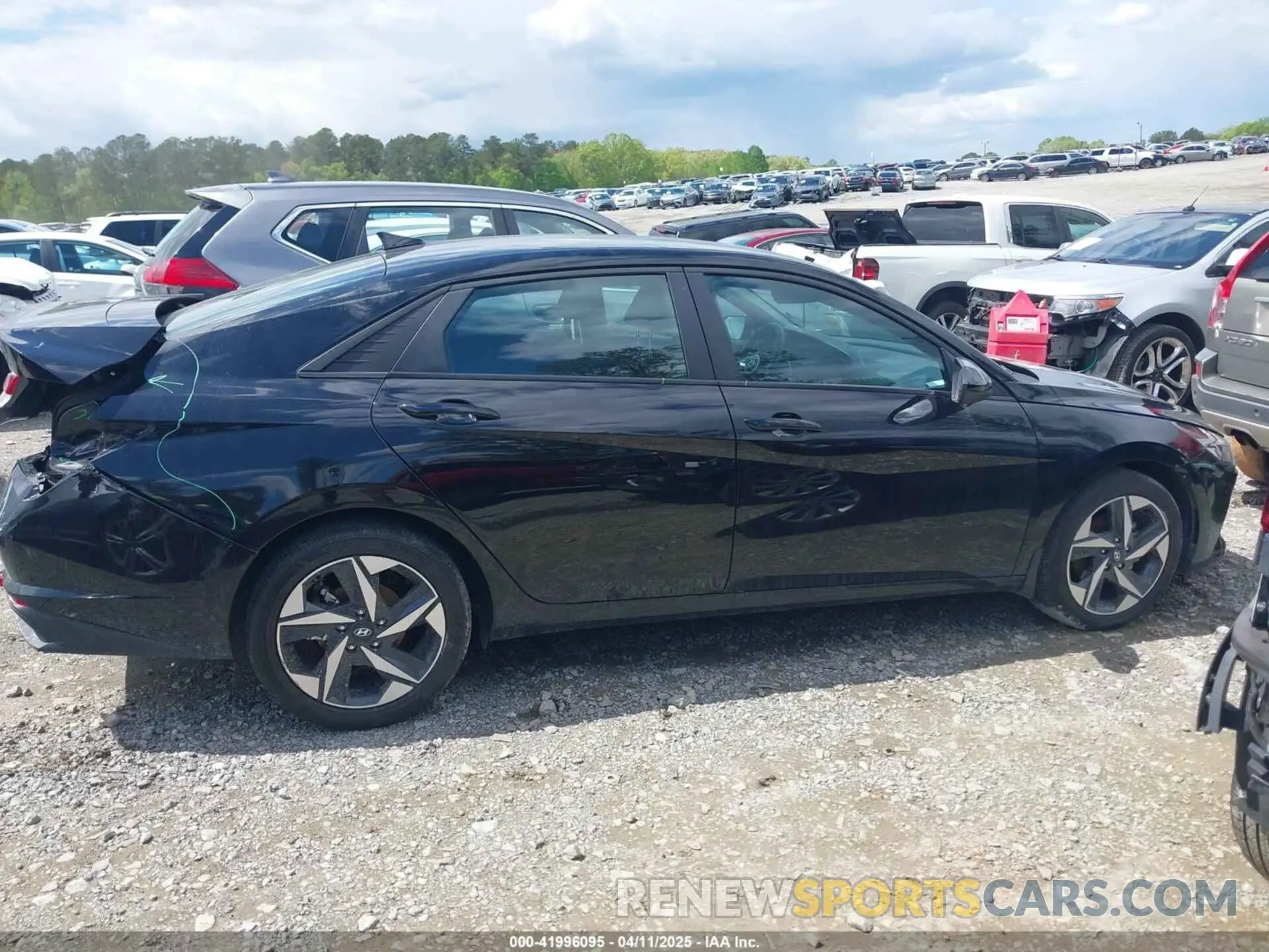 13 Photograph of a damaged car KMHLS4AG3PU551760 HYUNDAI ELANTRA 2023