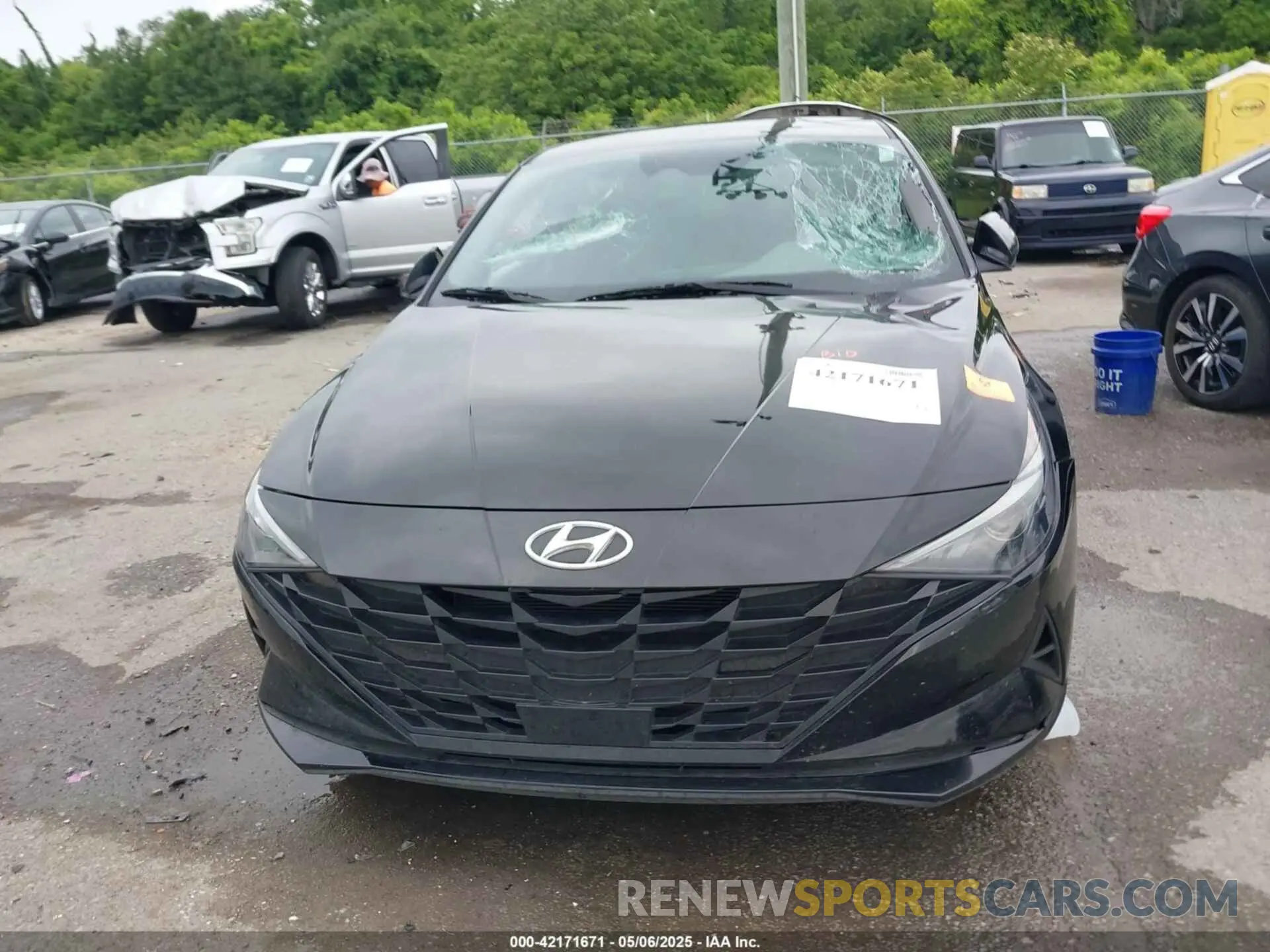 12 Photograph of a damaged car KMHLS4AG3PU572771 HYUNDAI ELANTRA 2023