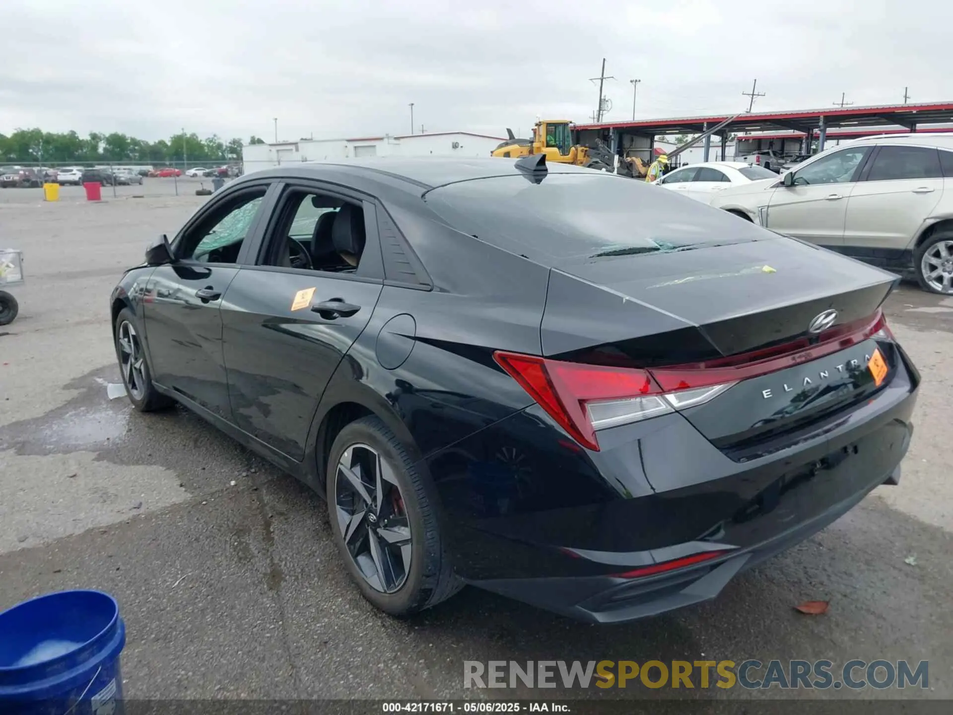 3 Photograph of a damaged car KMHLS4AG3PU572771 HYUNDAI ELANTRA 2023