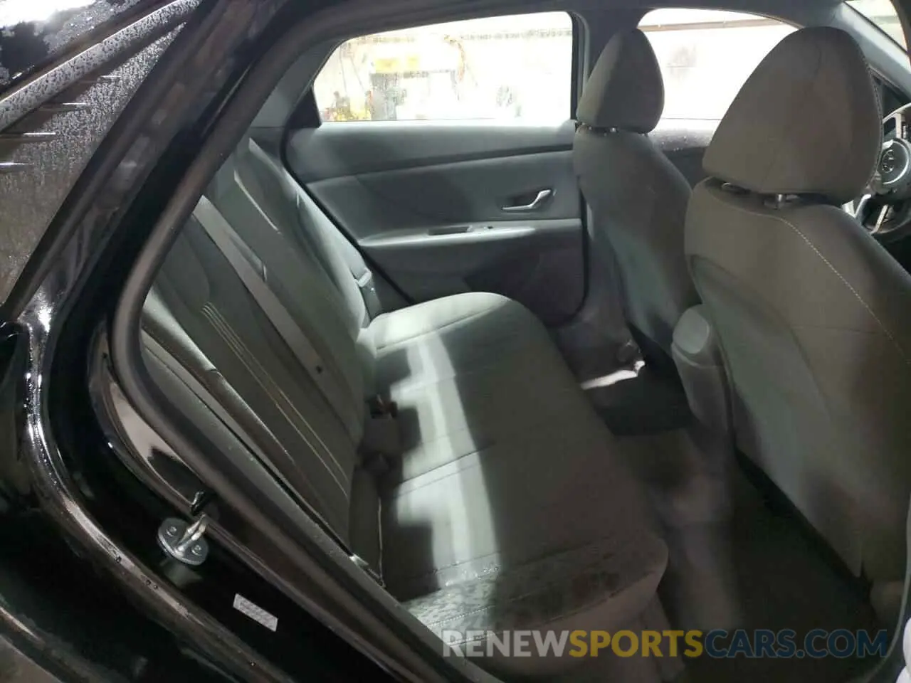 10 Photograph of a damaged car KMHLS4AG3PU608460 HYUNDAI ELANTRA 2023