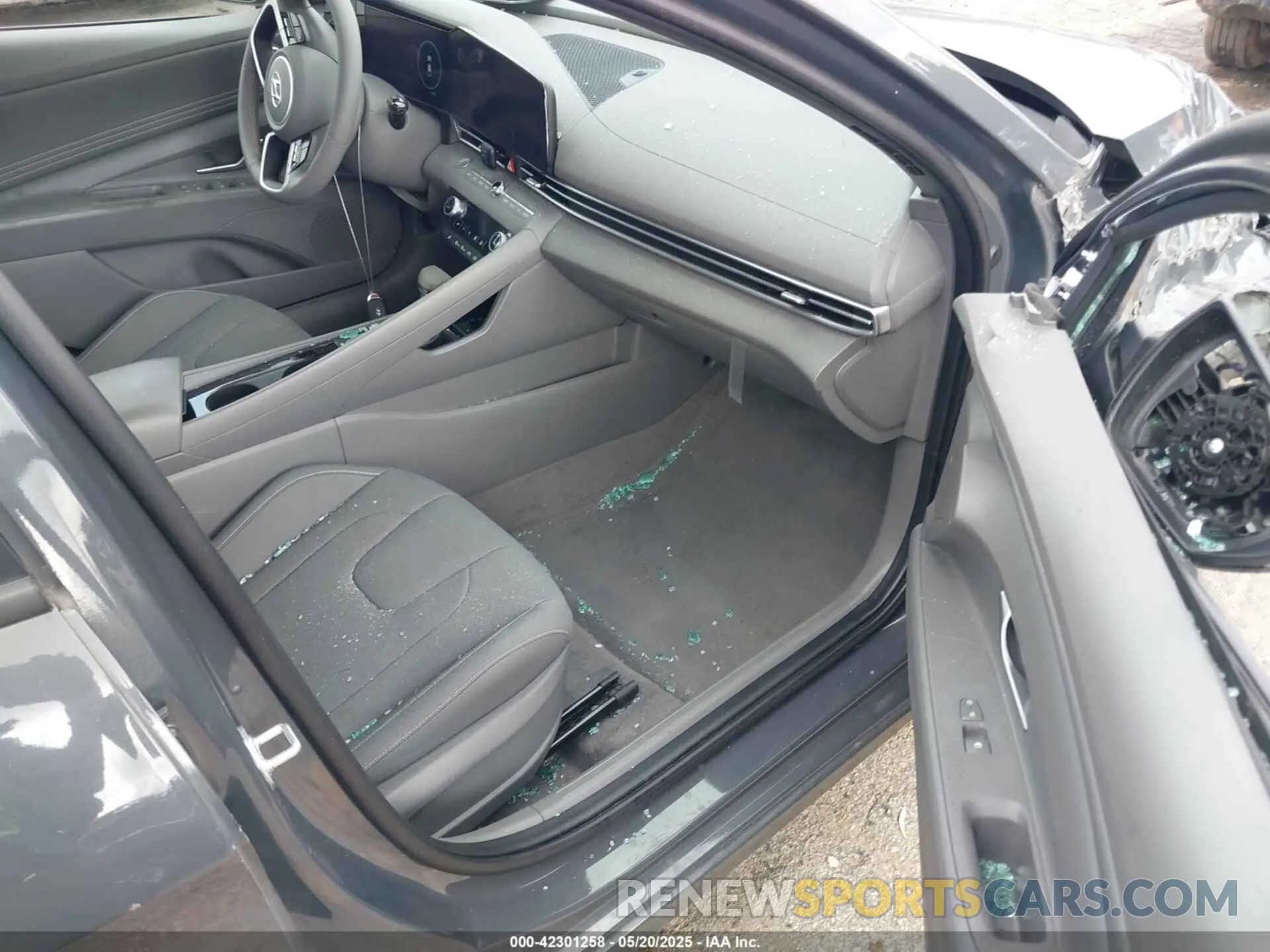 5 Photograph of a damaged car KMHLS4AG3PU610886 HYUNDAI ELANTRA 2023