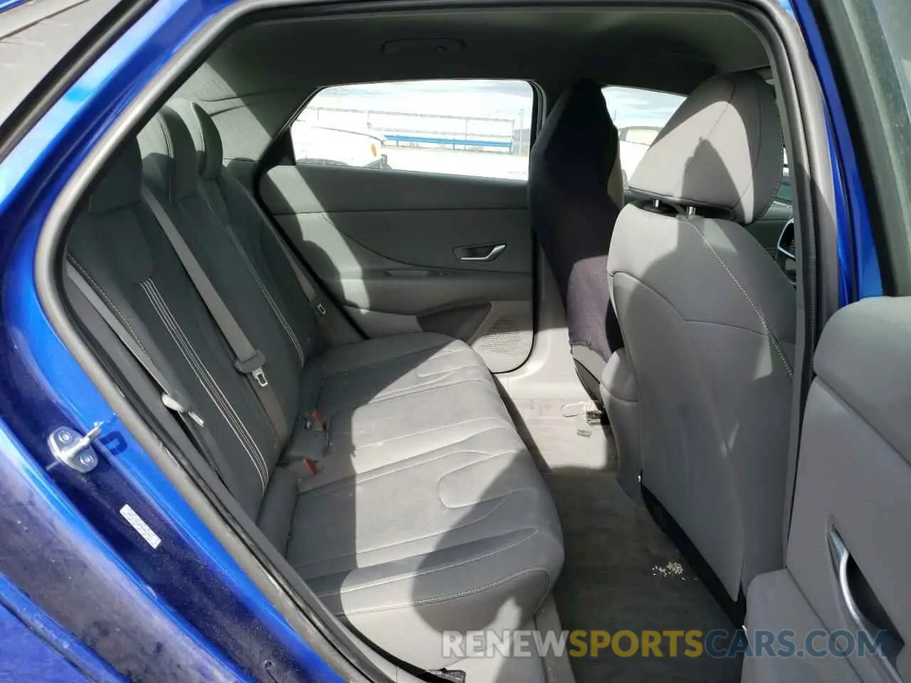 12 Photograph of a damaged car KMHLS4AG3PU617160 HYUNDAI ELANTRA 2023