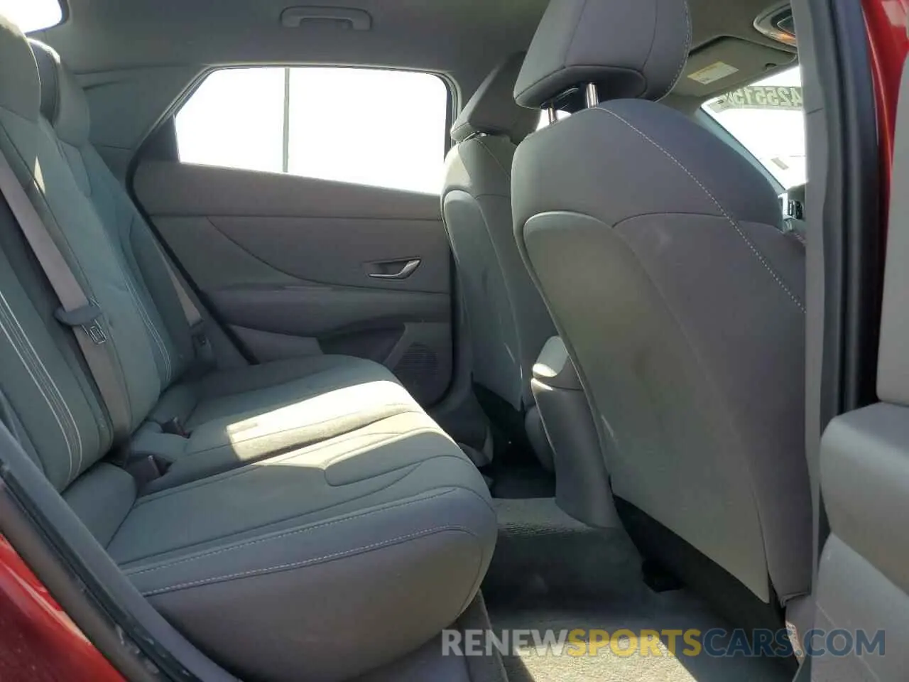 10 Photograph of a damaged car KMHLS4AG3PU617319 HYUNDAI ELANTRA 2023