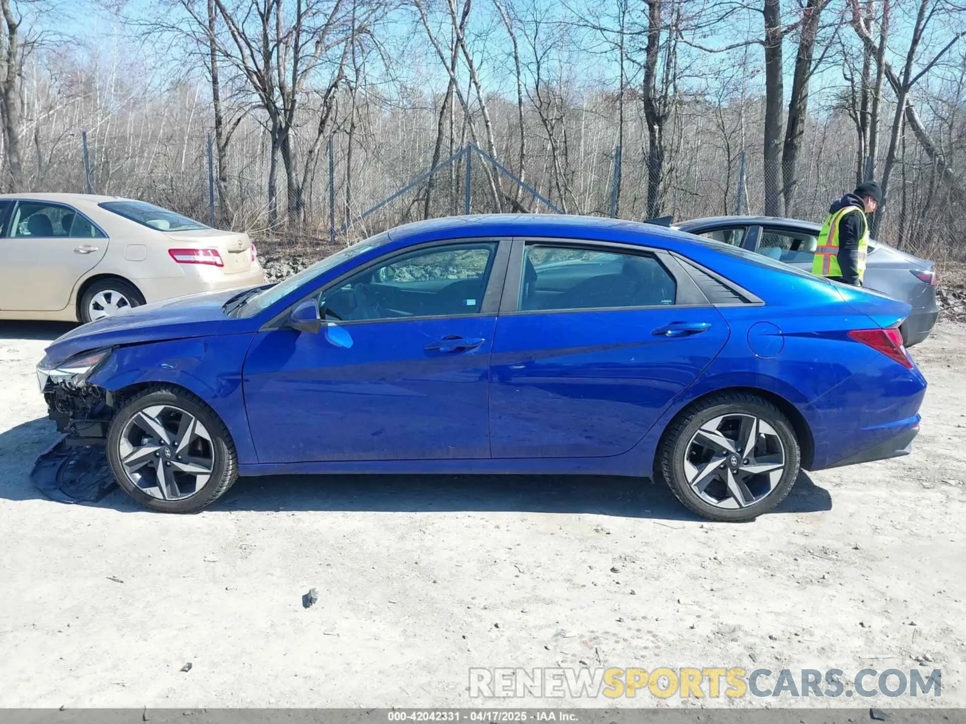 14 Photograph of a damaged car KMHLS4AG3PU630104 HYUNDAI ELANTRA 2023