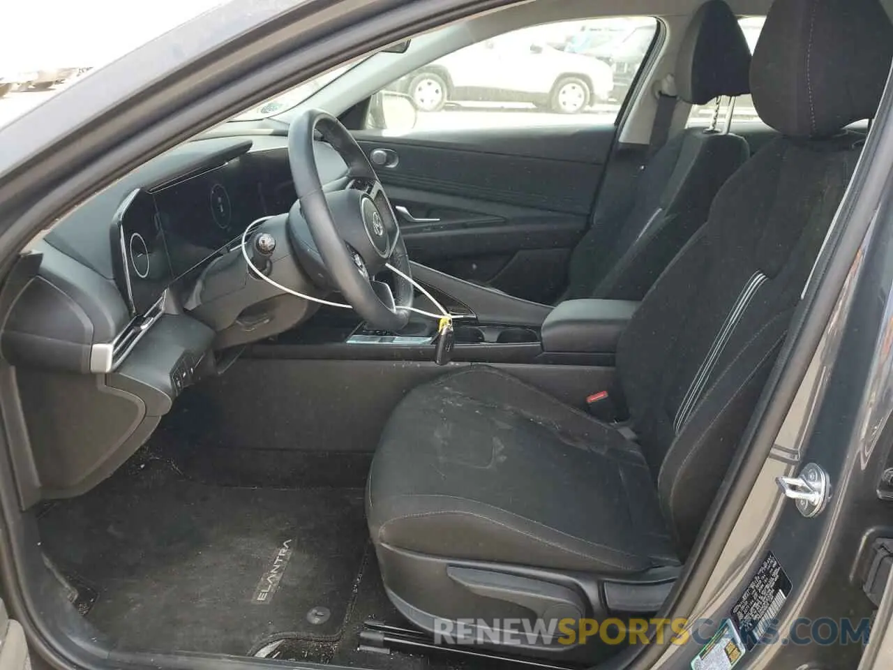 7 Photograph of a damaged car KMHLS4AG3PU630894 HYUNDAI ELANTRA 2023