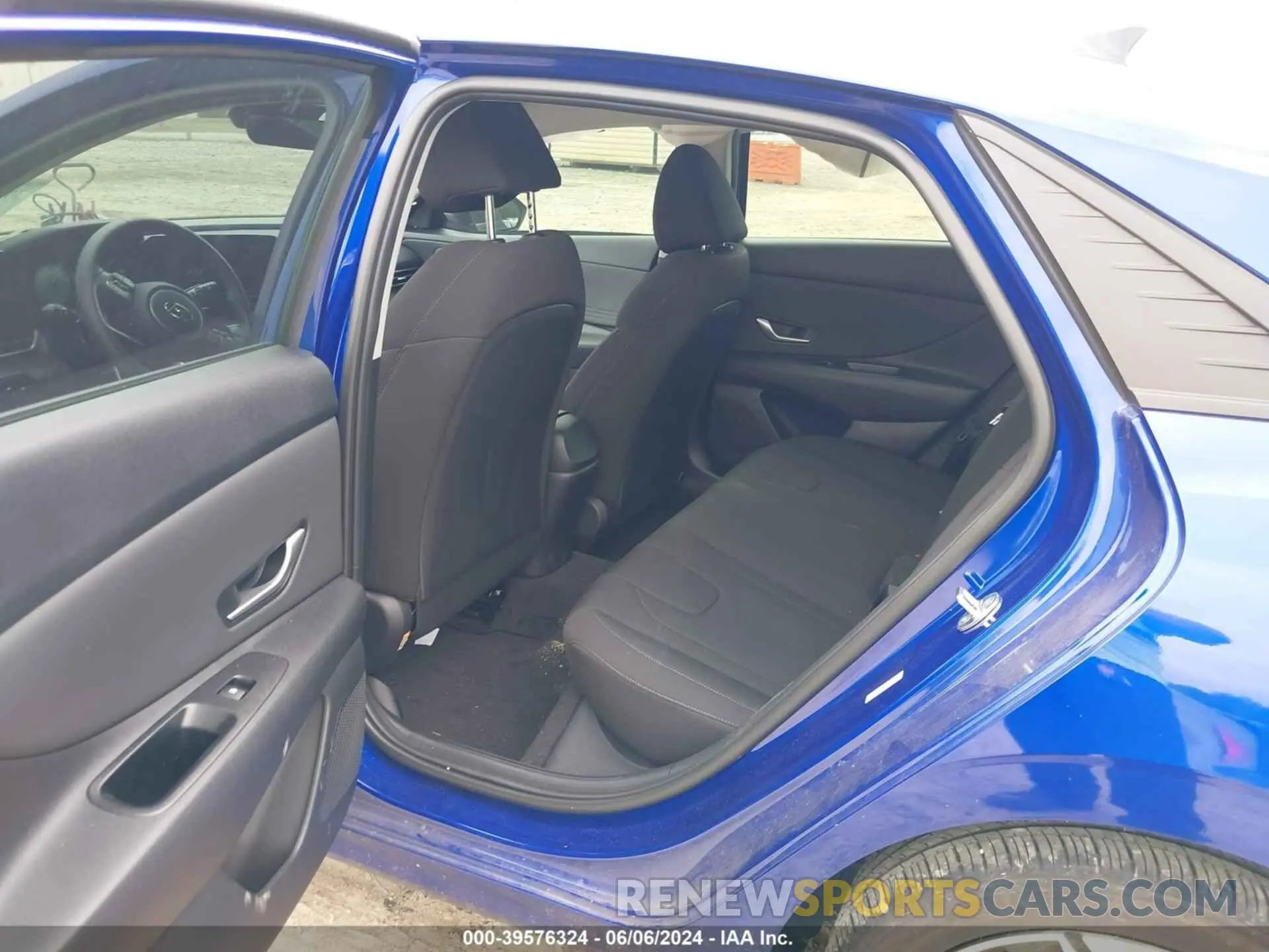 8 Photograph of a damaged car KMHLS4AG4PU509436 HYUNDAI ELANTRA 2023