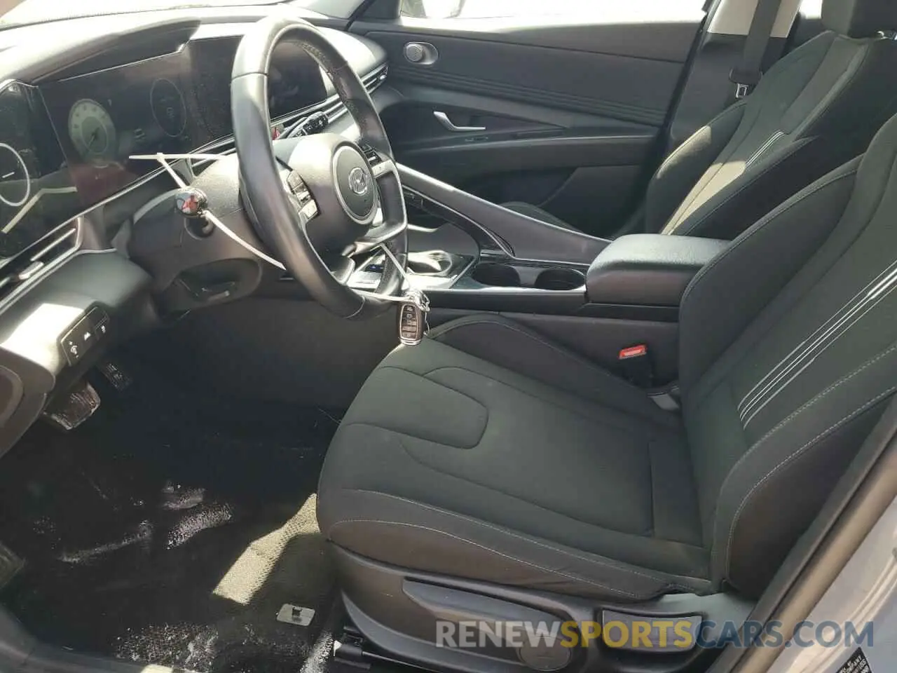 7 Photograph of a damaged car KMHLS4AG5PU427148 HYUNDAI ELANTRA 2023