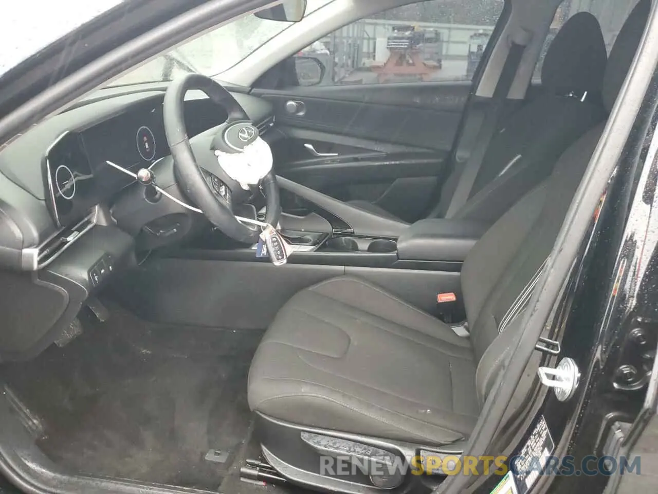 7 Photograph of a damaged car KMHLS4AG5PU519618 HYUNDAI ELANTRA 2023