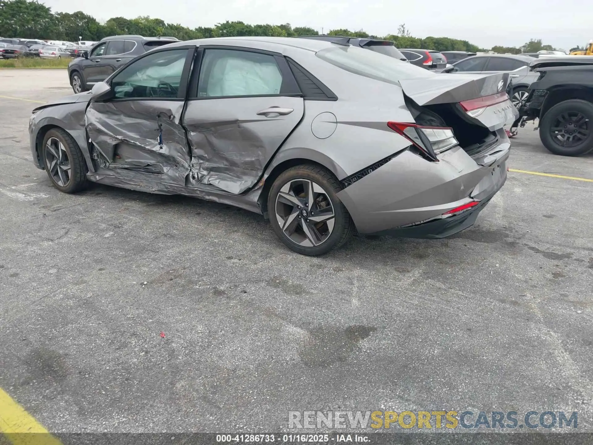 6 Photograph of a damaged car KMHLS4AG5PU551582 HYUNDAI ELANTRA 2023
