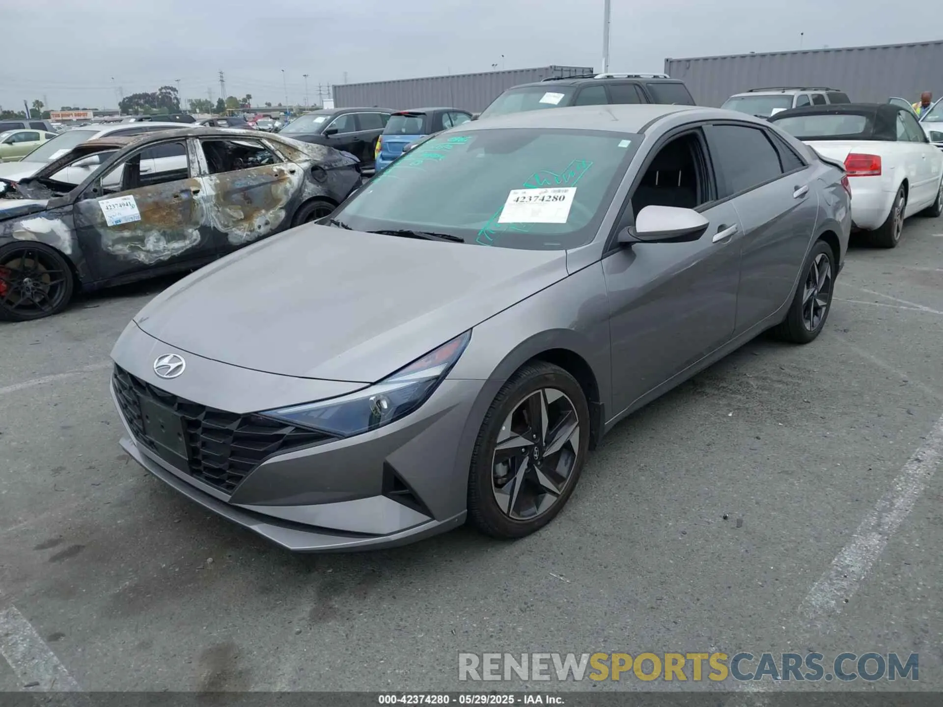 2 Photograph of a damaged car KMHLS4AG5PU609271 HYUNDAI ELANTRA 2023