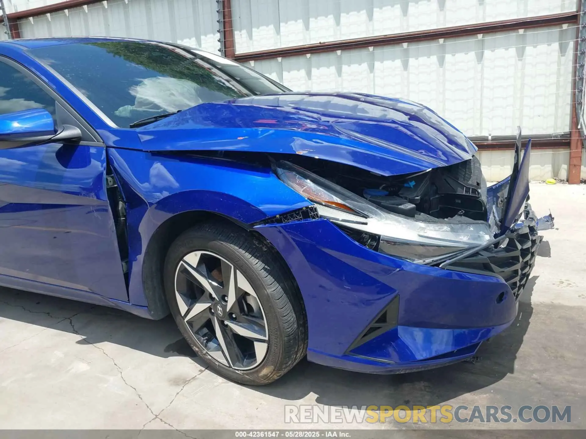 17 Photograph of a damaged car KMHLS4AG5PU630959 HYUNDAI ELANTRA 2023