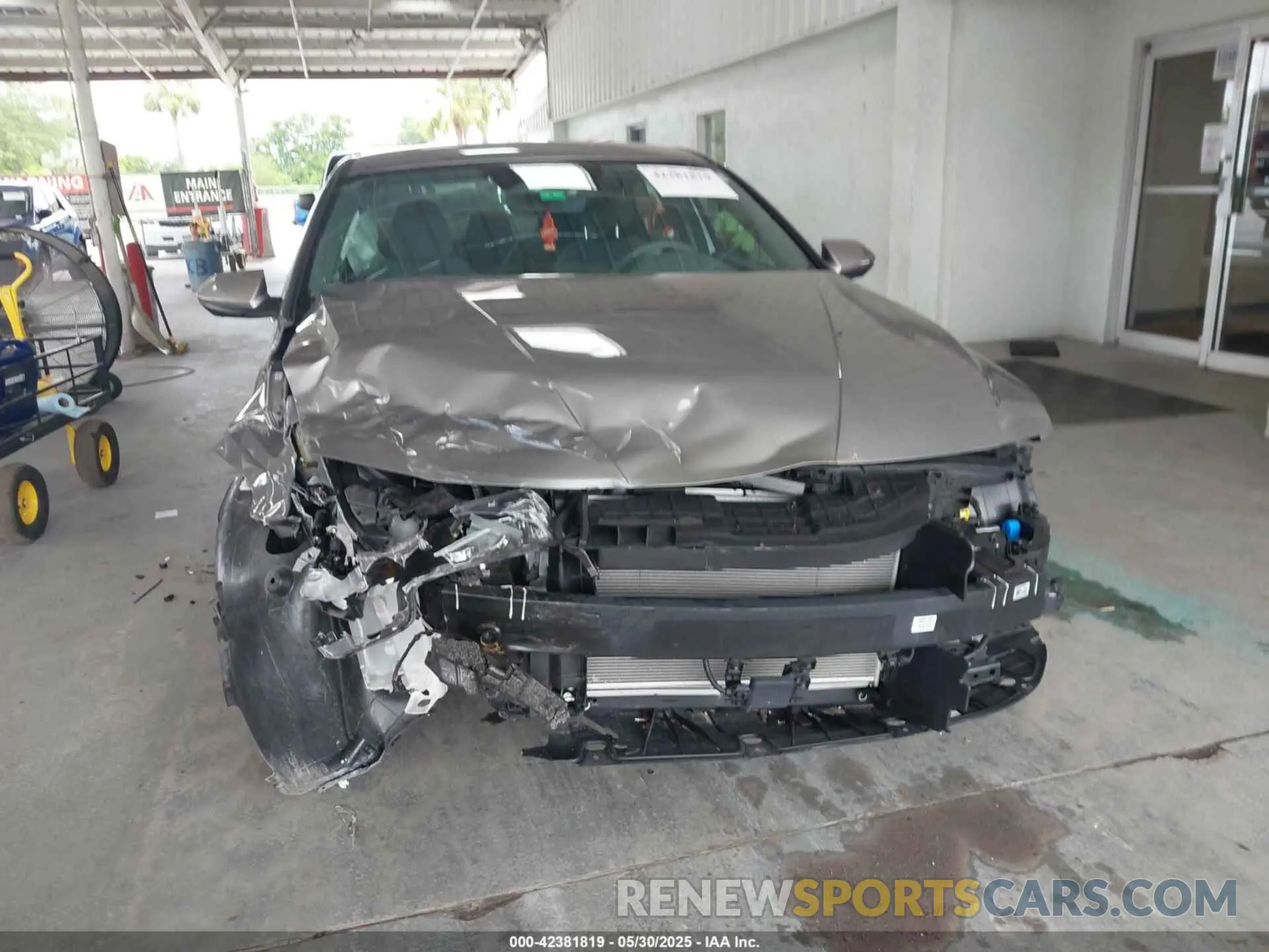 13 Photograph of a damaged car KMHLS4AG6PU440295 HYUNDAI ELANTRA 2023