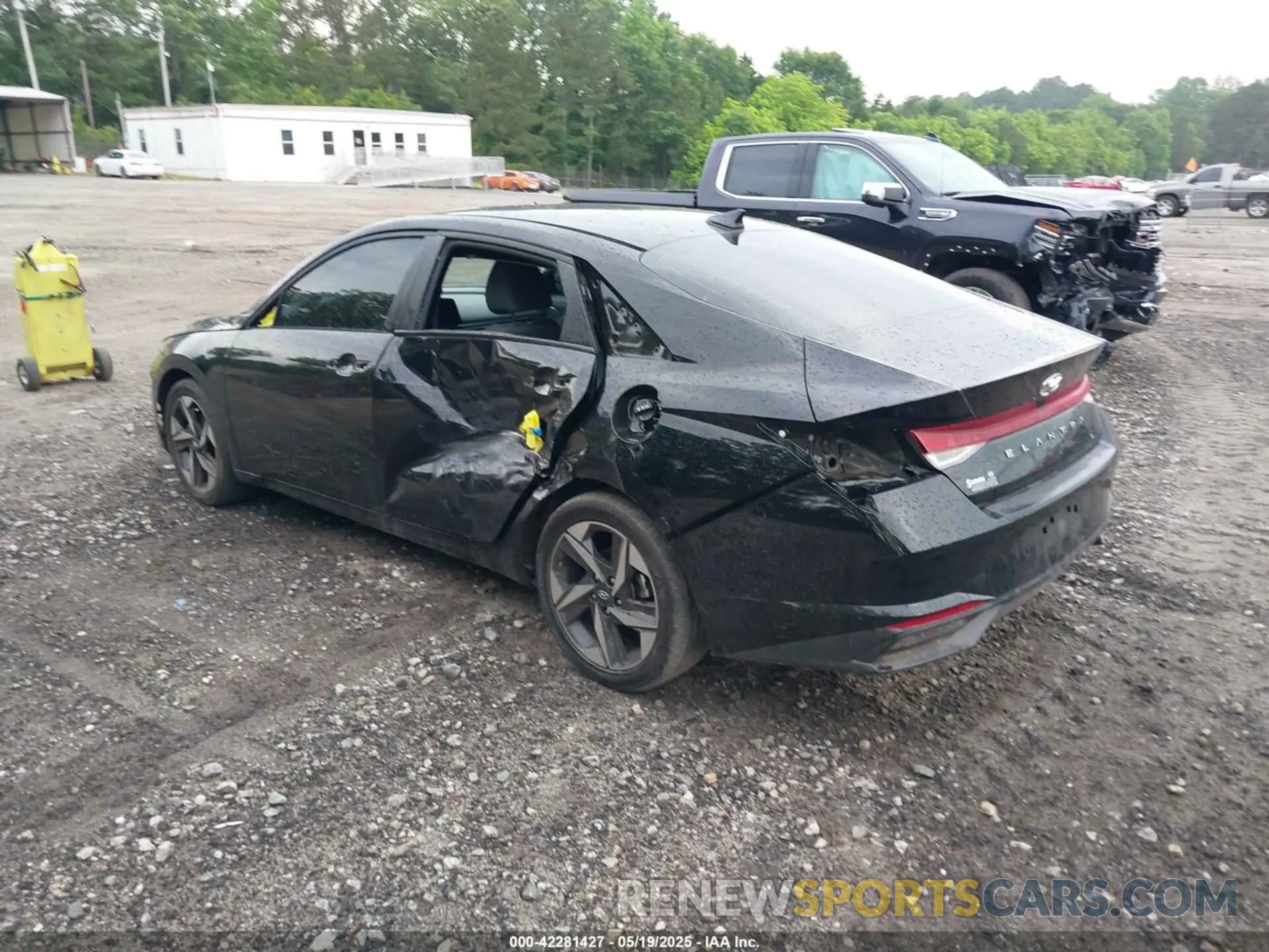 3 Photograph of a damaged car KMHLS4AG6PU511334 HYUNDAI ELANTRA 2023