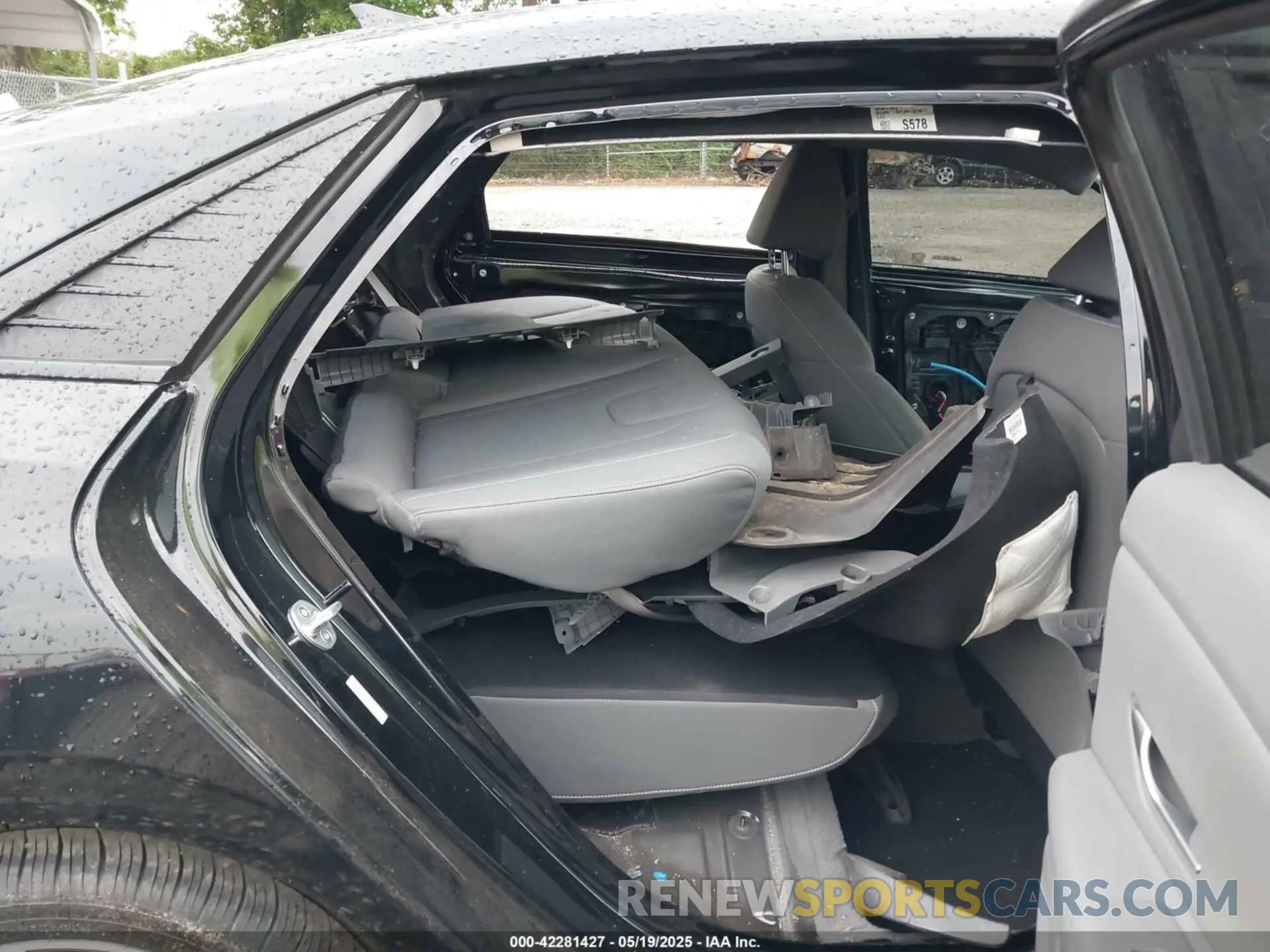 8 Photograph of a damaged car KMHLS4AG6PU511334 HYUNDAI ELANTRA 2023