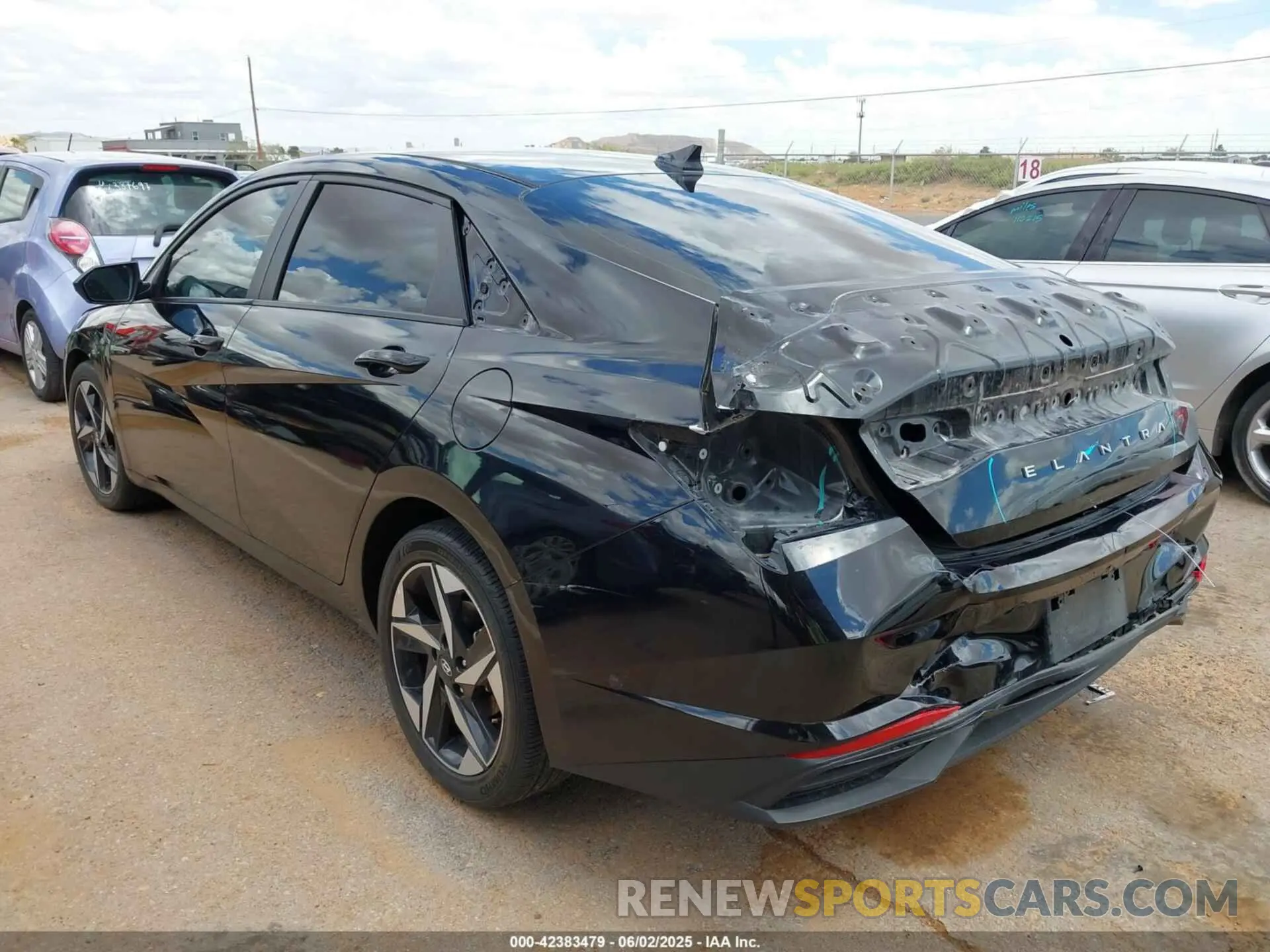 3 Photograph of a damaged car KMHLS4AG6PU569458 HYUNDAI ELANTRA 2023