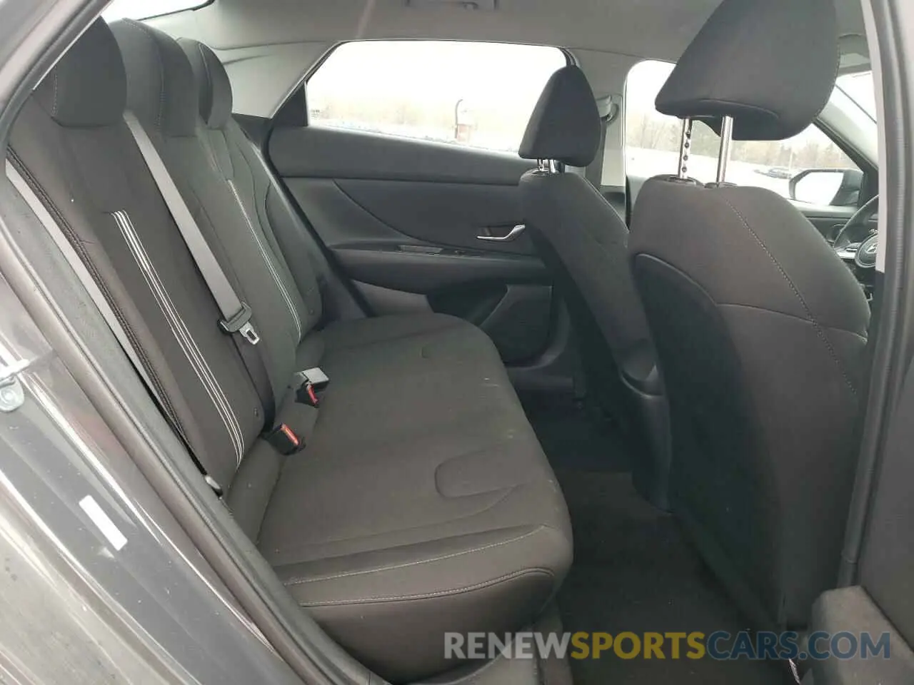 10 Photograph of a damaged car KMHLS4AG6PU582131 HYUNDAI ELANTRA 2023