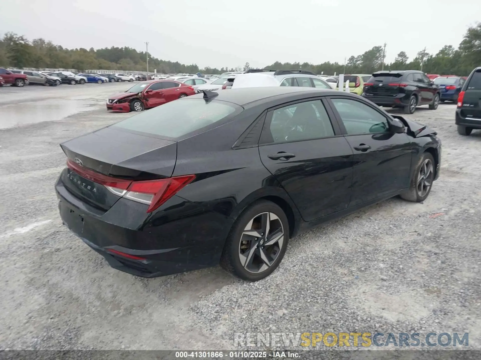 4 Photograph of a damaged car KMHLS4AG8PU428374 HYUNDAI ELANTRA 2023