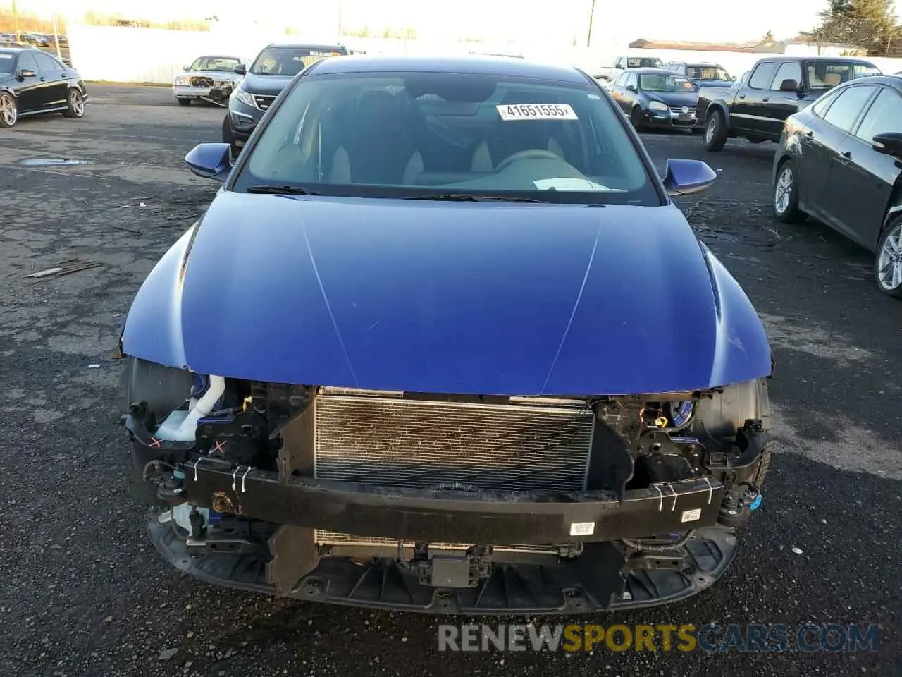 5 Photograph of a damaged car KMHLS4AG8PU470253 HYUNDAI ELANTRA 2023