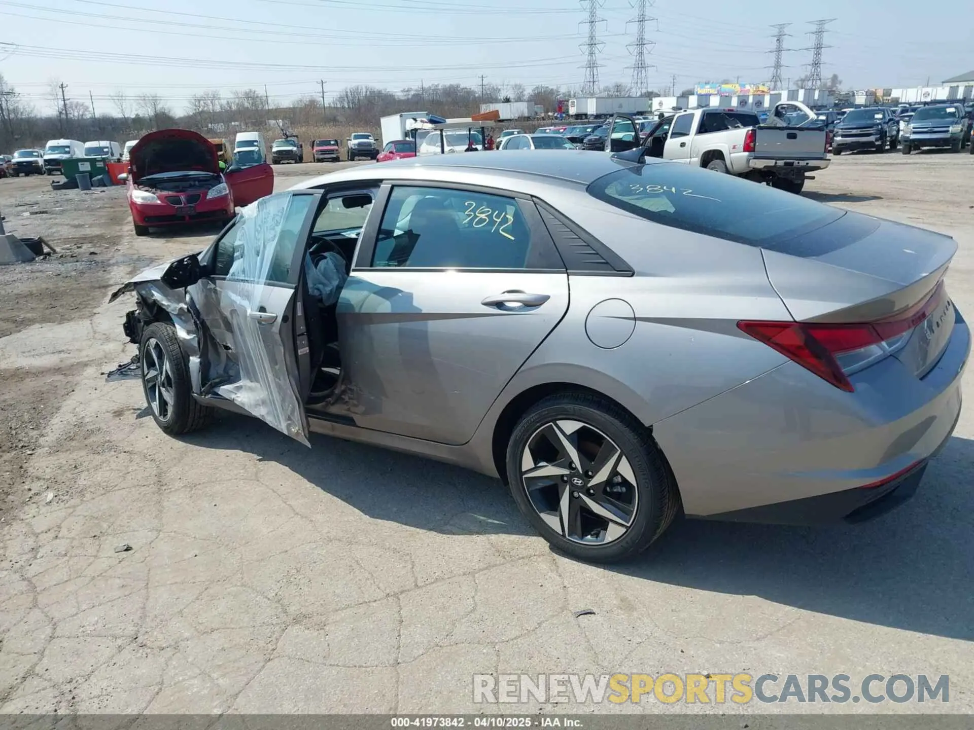 3 Photograph of a damaged car KMHLS4AG8PU598217 HYUNDAI ELANTRA 2023