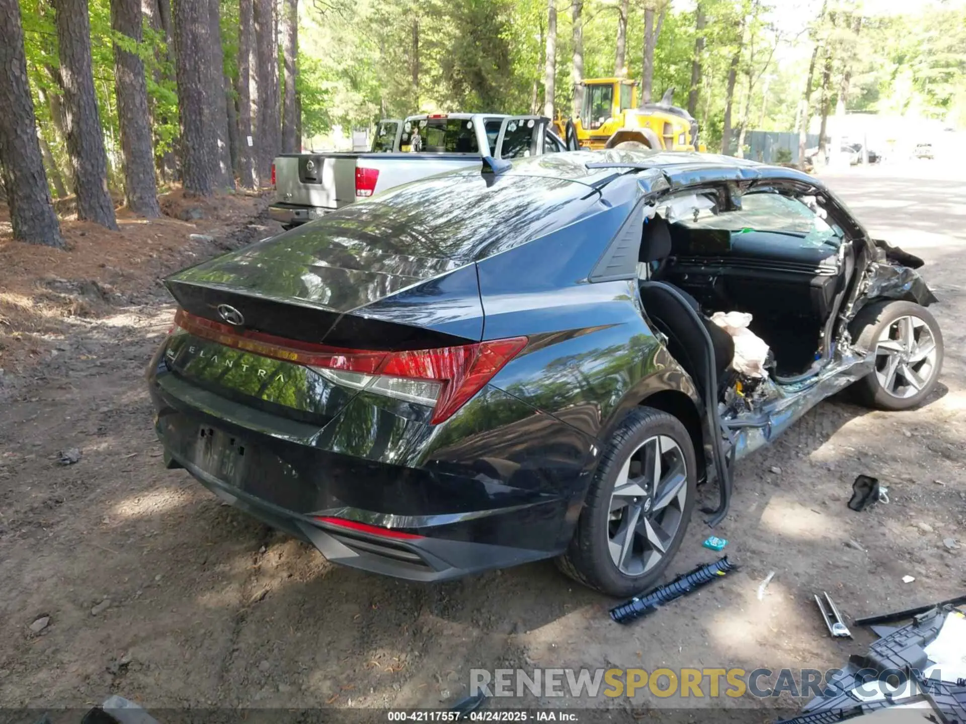 4 Photograph of a damaged car KMHLS4AG9PU536146 HYUNDAI ELANTRA 2023
