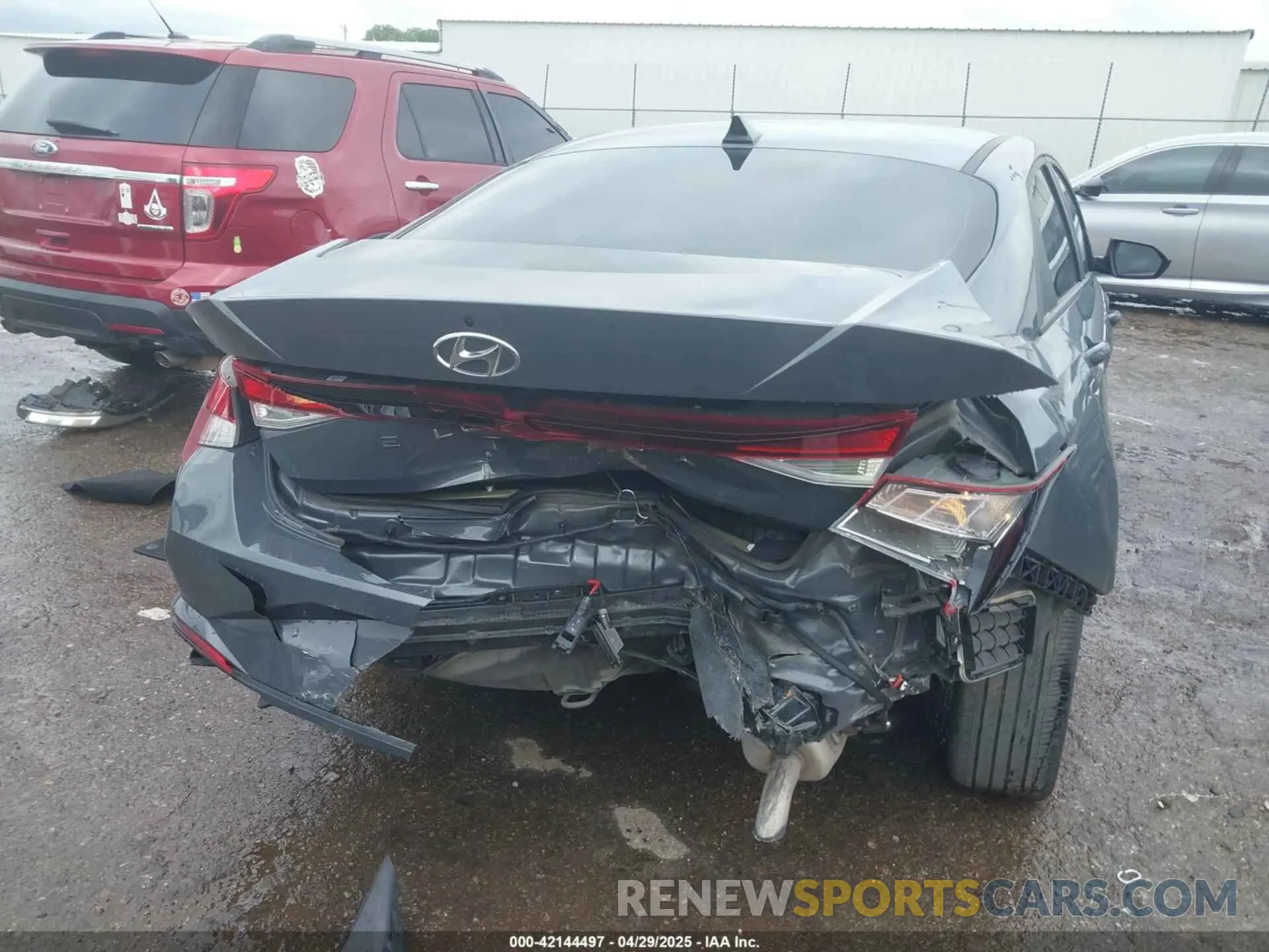 17 Photograph of a damaged car KMHLS4AG9PU580793 HYUNDAI ELANTRA 2023