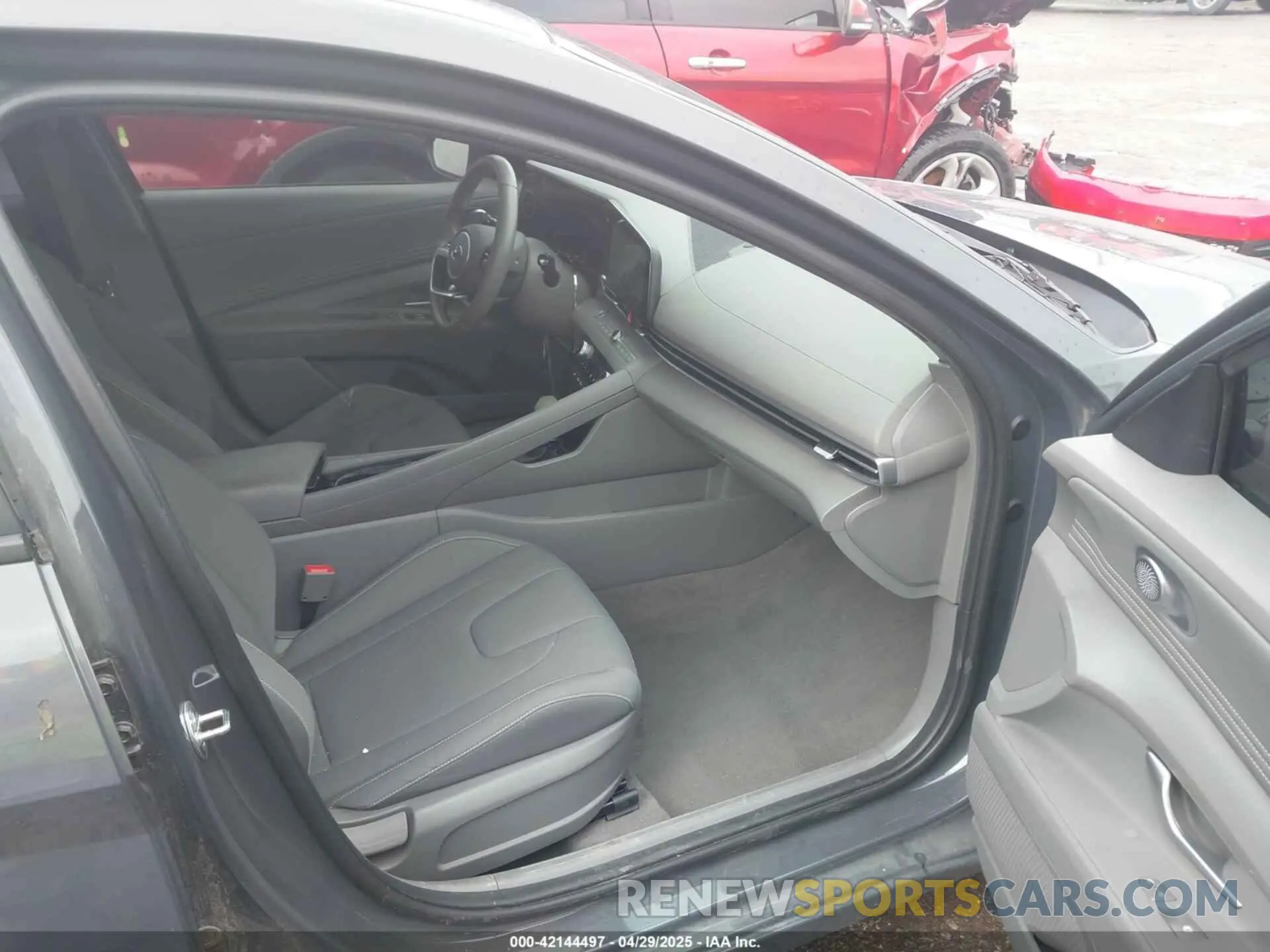 5 Photograph of a damaged car KMHLS4AG9PU580793 HYUNDAI ELANTRA 2023