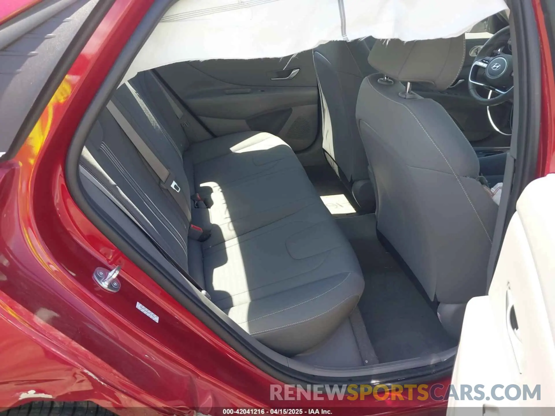 8 Photograph of a damaged car KMHLS4AG9PU614683 HYUNDAI ELANTRA 2023