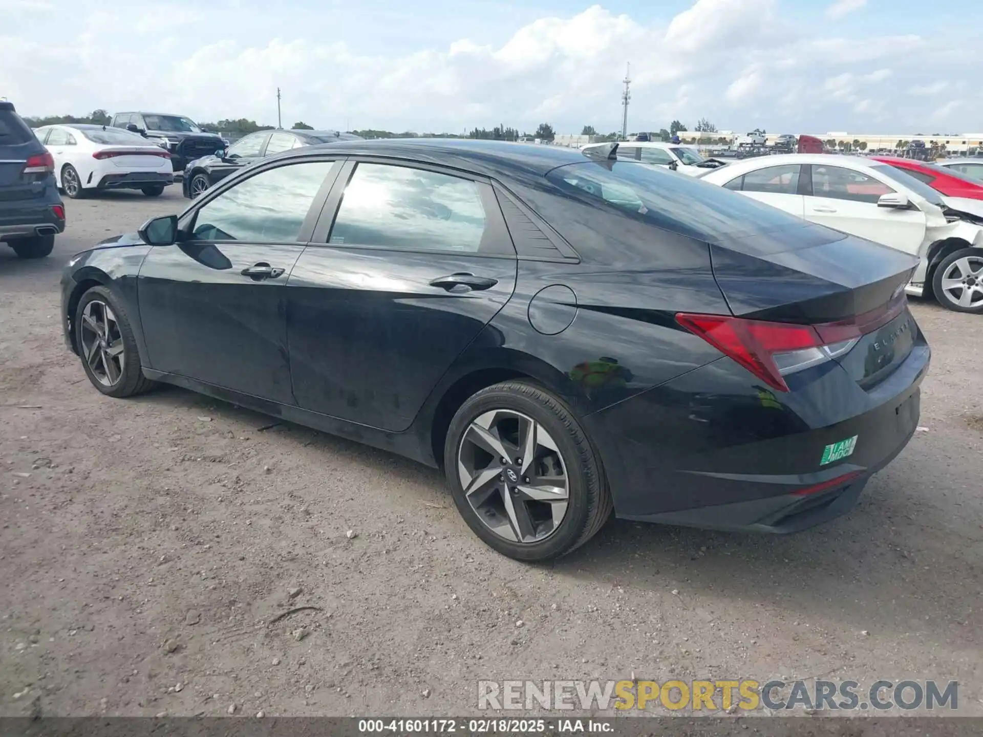 3 Photograph of a damaged car KMHLS4AGXPU386323 HYUNDAI ELANTRA 2023