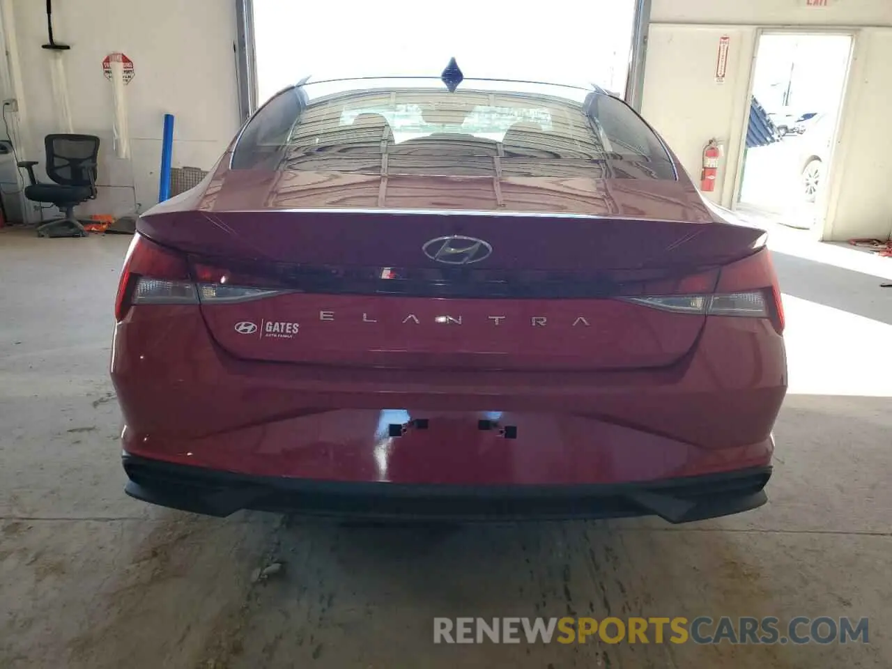 6 Photograph of a damaged car KMHLS4AGXPU387634 HYUNDAI ELANTRA 2023