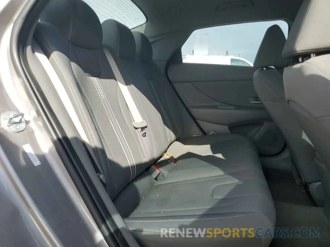 10 Photograph of a damaged car KMHLS4AGXPU508632 HYUNDAI ELANTRA 2023
