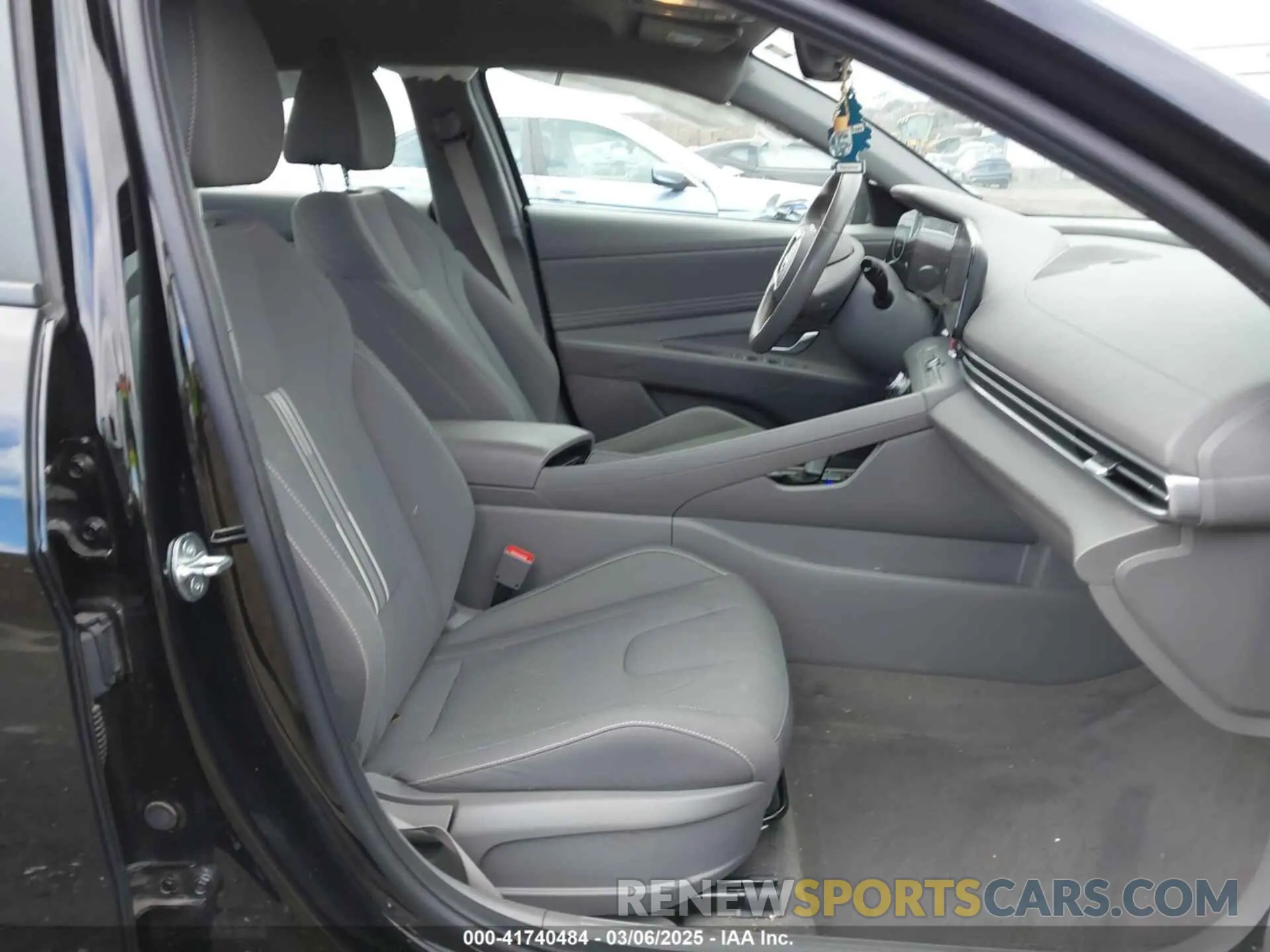 5 Photograph of a damaged car KMHLS4AGXPU534311 HYUNDAI ELANTRA 2023