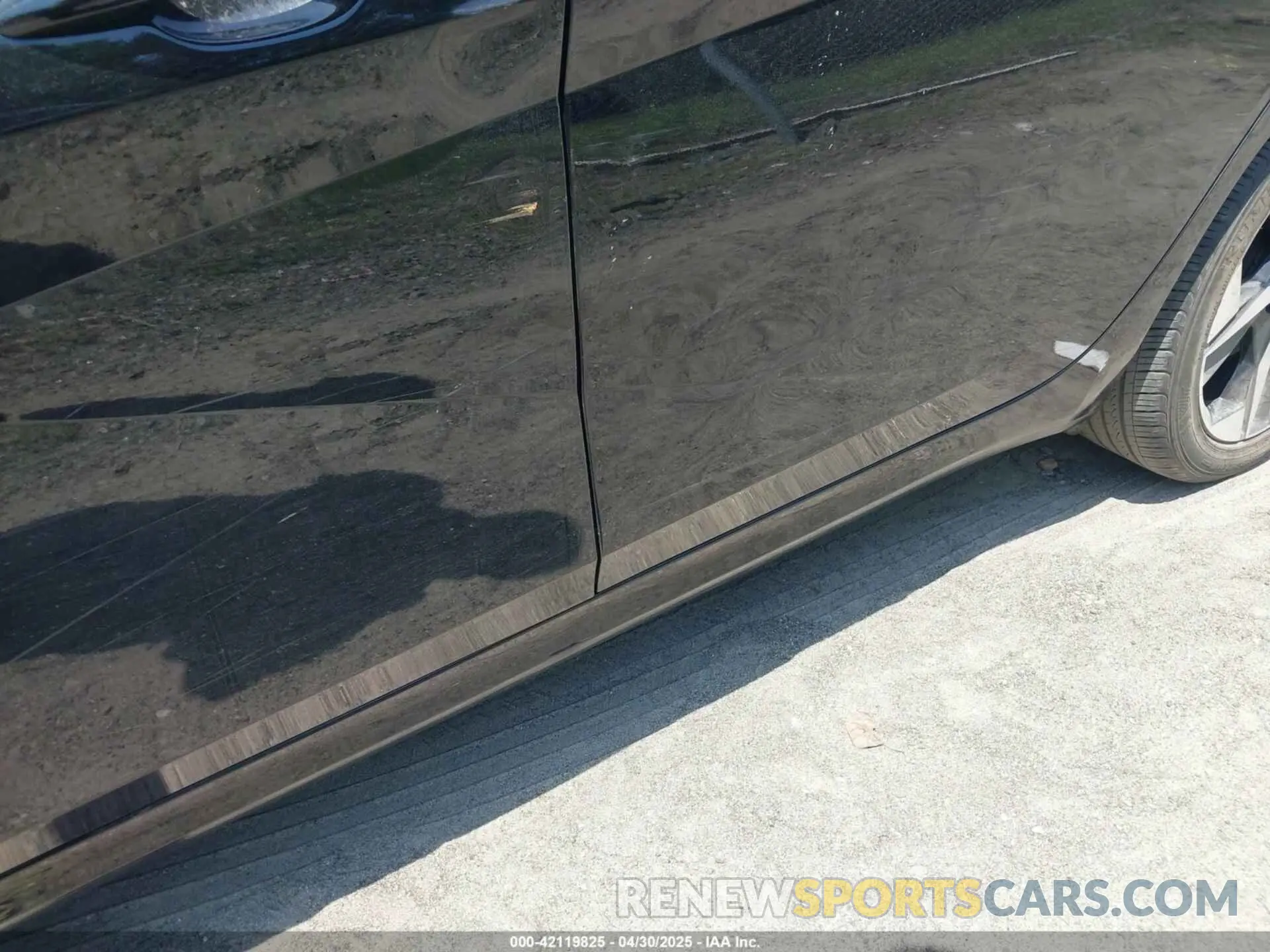 17 Photograph of a damaged car KMHLS4AGXPU568605 HYUNDAI ELANTRA 2023