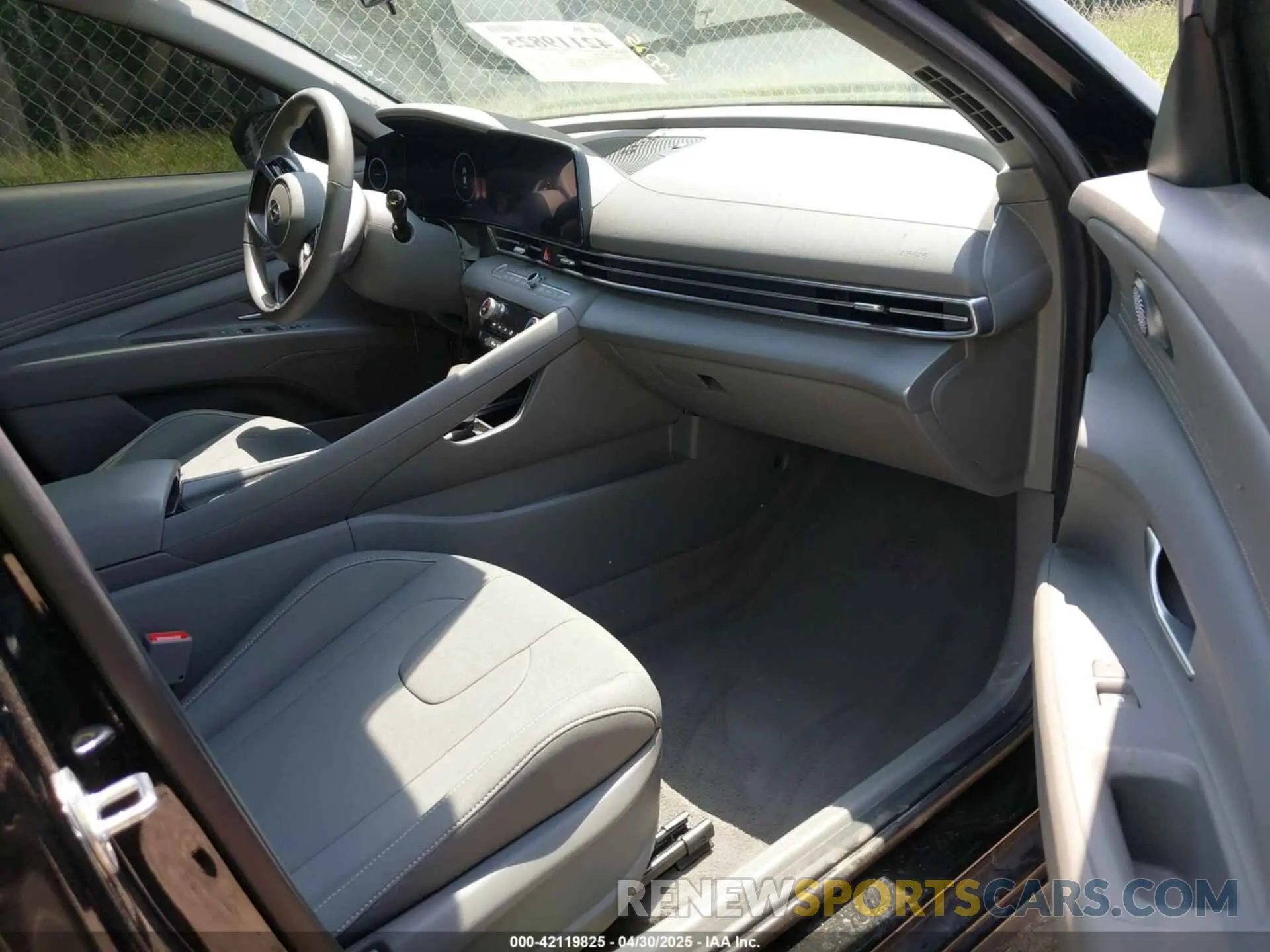 5 Photograph of a damaged car KMHLS4AGXPU568605 HYUNDAI ELANTRA 2023