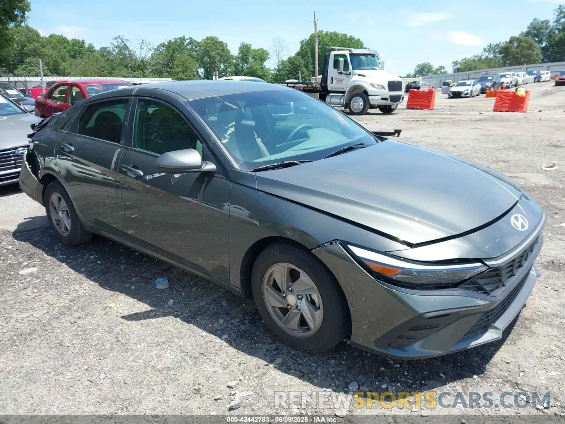 1 Photograph of a damaged car KMHLL4DG0RU758666 HYUNDAI ELANTRA 2024