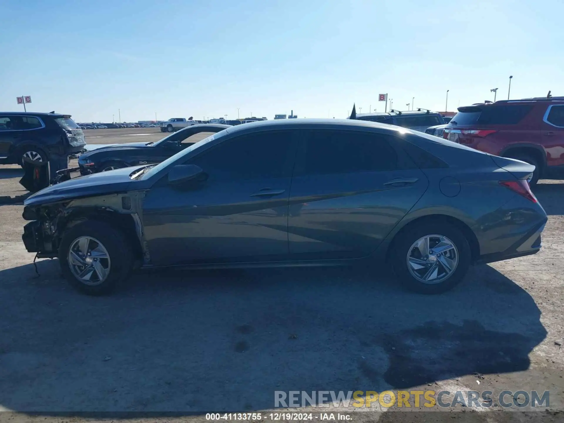 14 Photograph of a damaged car KMHLL4DG0RU818252 HYUNDAI ELANTRA 2024