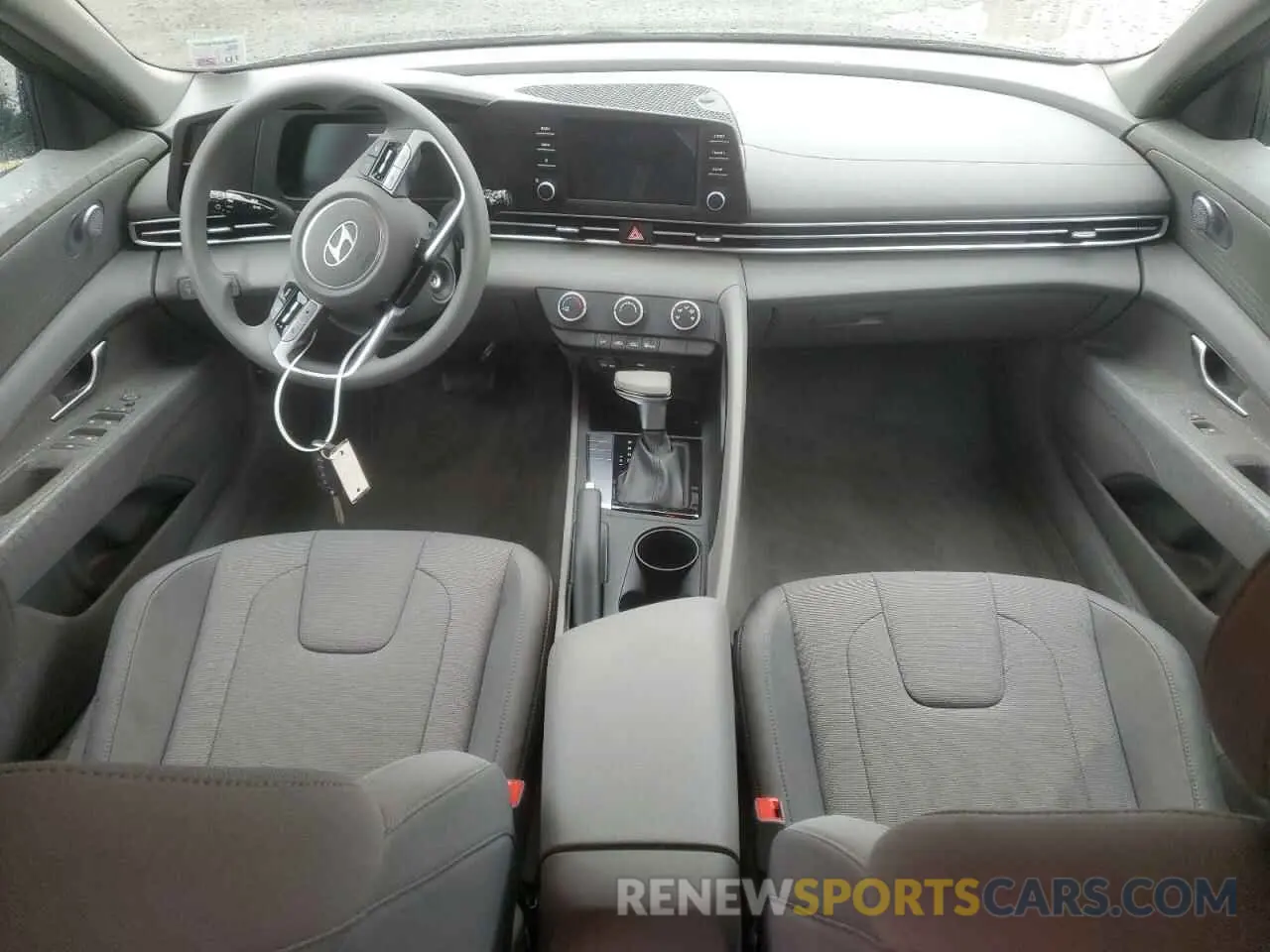 8 Photograph of a damaged car KMHLL4DG0RU850487 HYUNDAI ELANTRA 2024