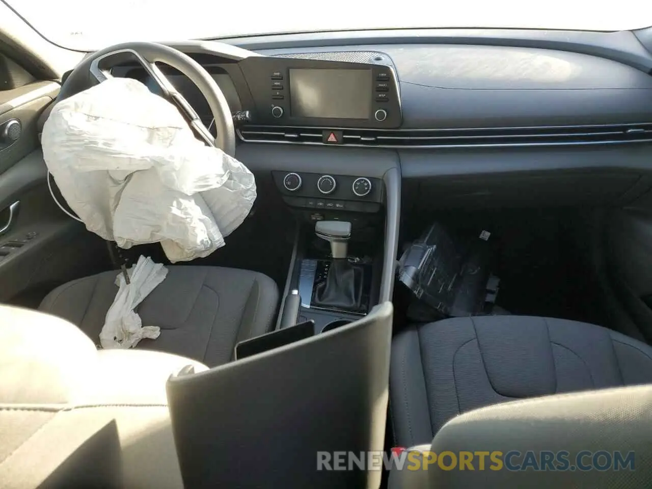 8 Photograph of a damaged car KMHLL4DG1RU637922 HYUNDAI ELANTRA 2024
