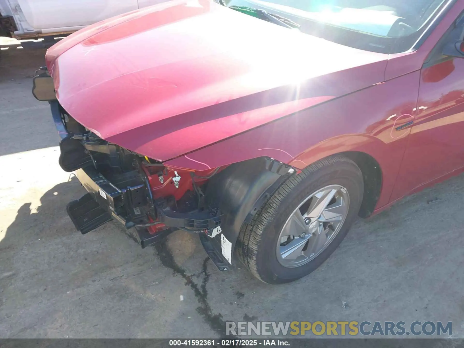 18 Photograph of a damaged car KMHLL4DG1RU689406 HYUNDAI ELANTRA 2024