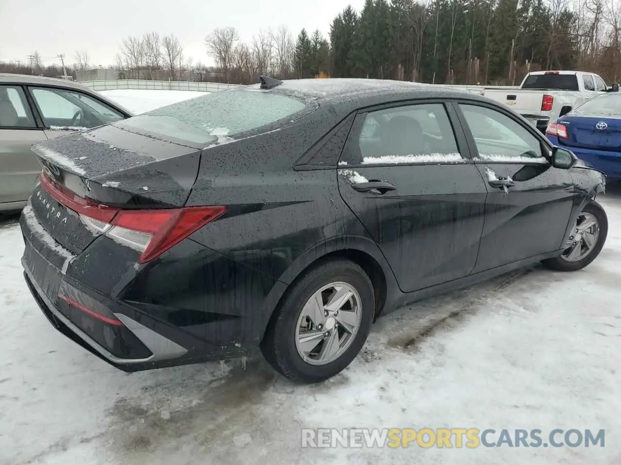 3 Photograph of a damaged car KMHLL4DG1RU835884 HYUNDAI ELANTRA 2024