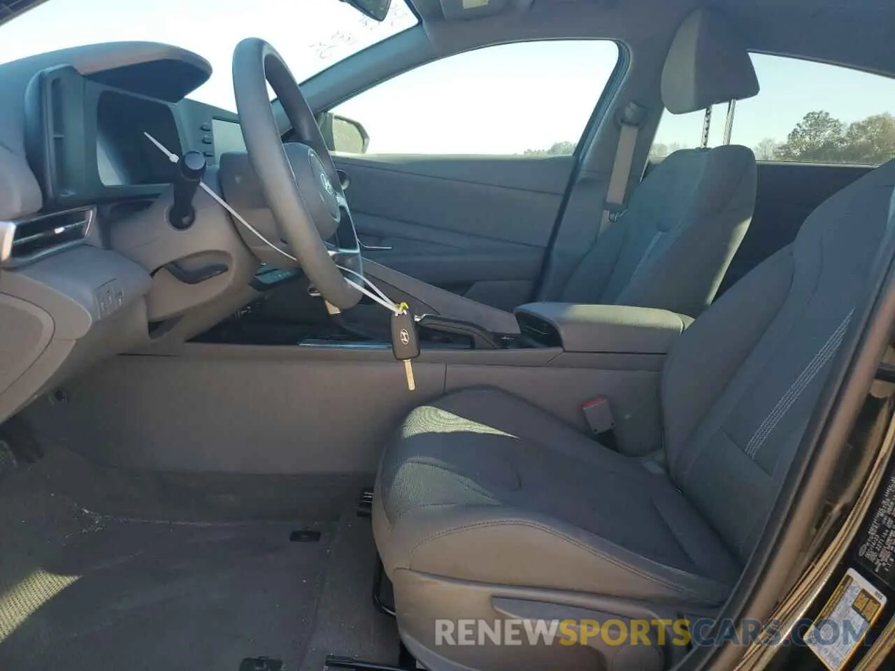7 Photograph of a damaged car KMHLL4DG2RU714541 HYUNDAI ELANTRA 2024