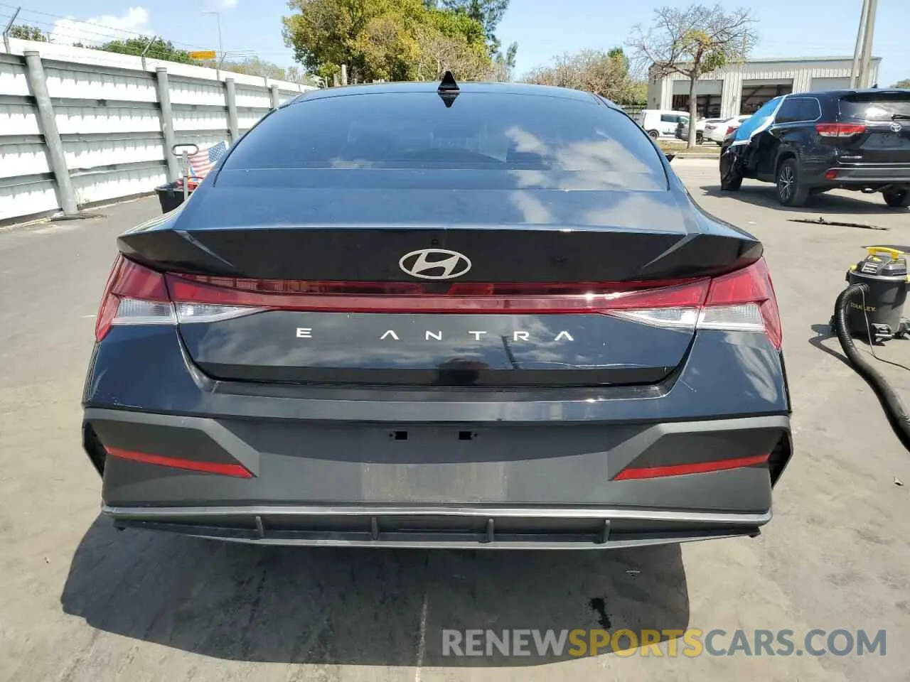 6 Photograph of a damaged car KMHLL4DG2RU722560 HYUNDAI ELANTRA 2024