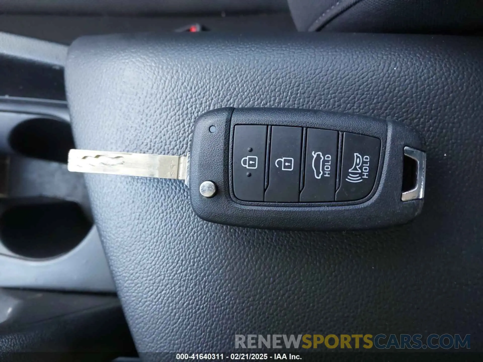 11 Photograph of a damaged car KMHLL4DG3RU723300 HYUNDAI ELANTRA 2024