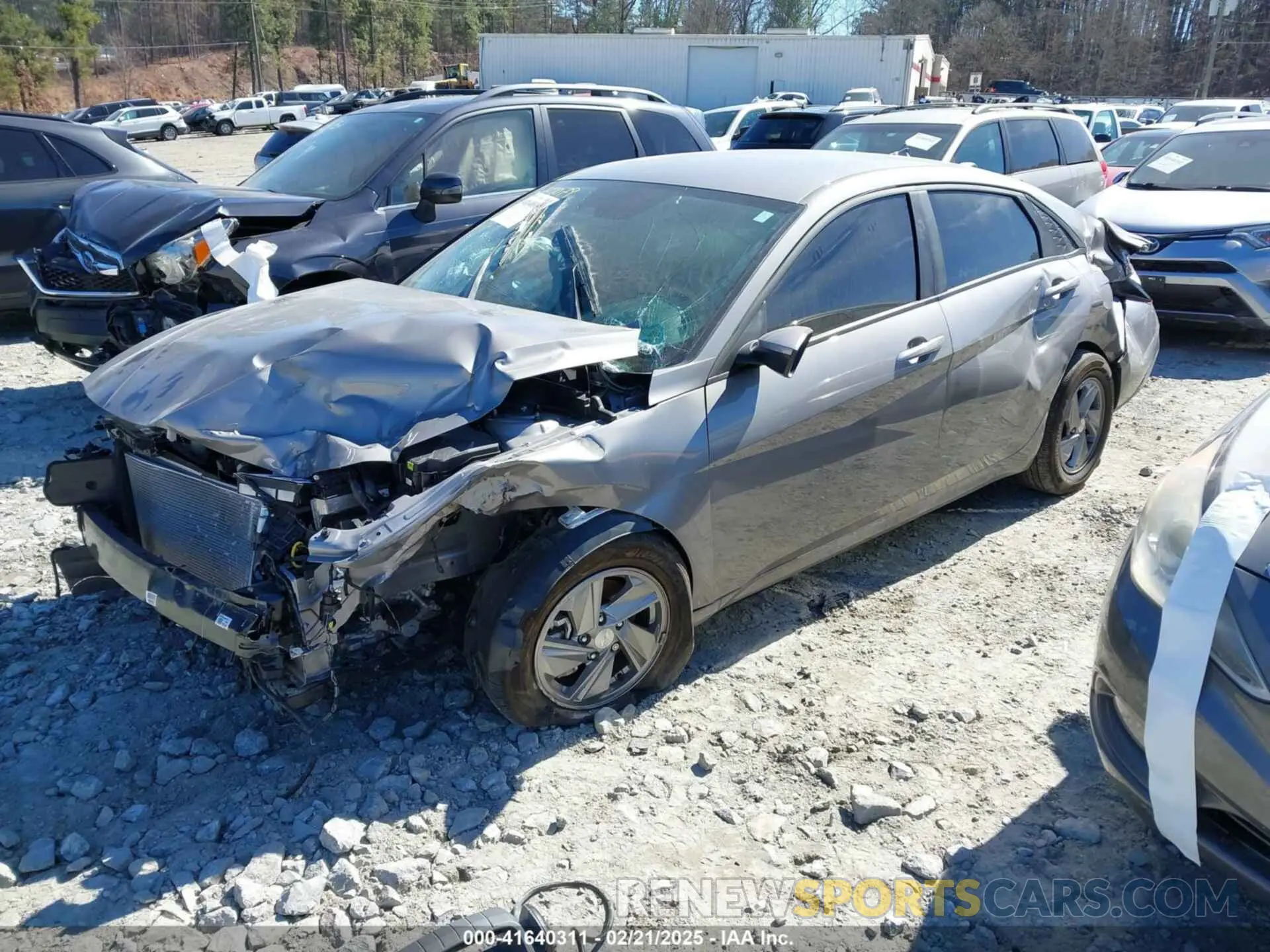 2 Photograph of a damaged car KMHLL4DG3RU723300 HYUNDAI ELANTRA 2024