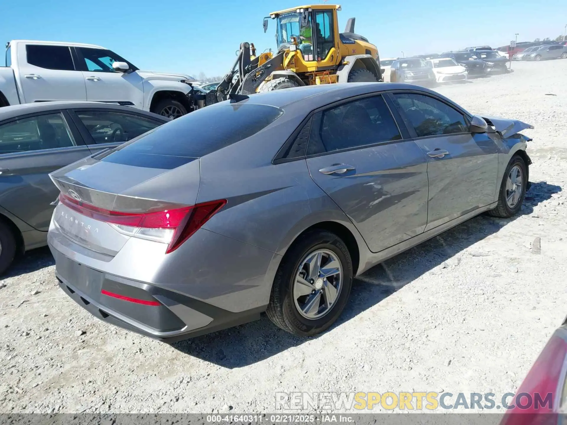4 Photograph of a damaged car KMHLL4DG3RU723300 HYUNDAI ELANTRA 2024