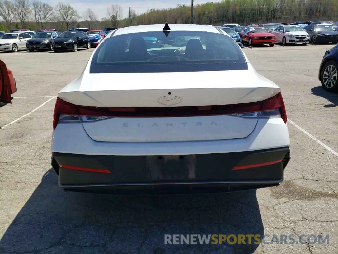6 Photograph of a damaged car KMHLL4DG3RU765935 HYUNDAI ELANTRA 2024